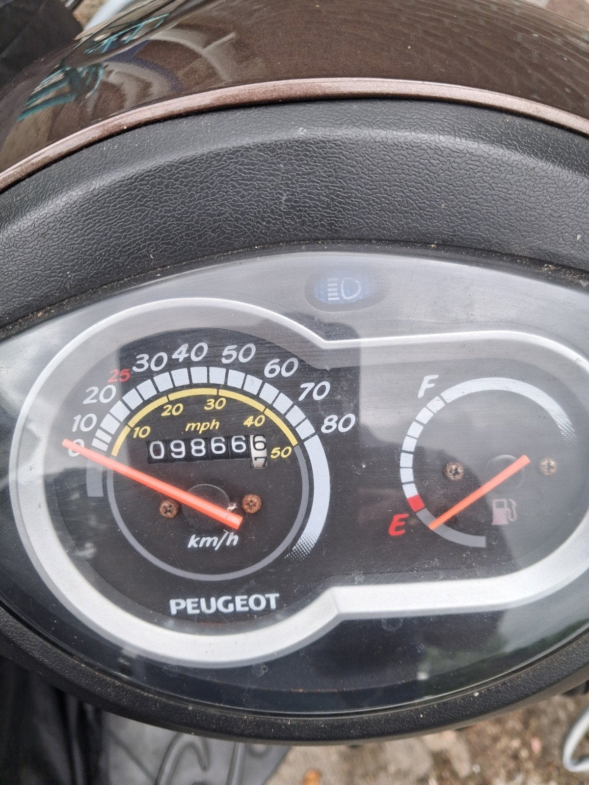 Peugeot Vivacity Scooter - Bruin, Zo goed als nieuw, Fietsen en Brommers, Ophalen, Zo goed als nieuw, Benzine, Overige modellen
