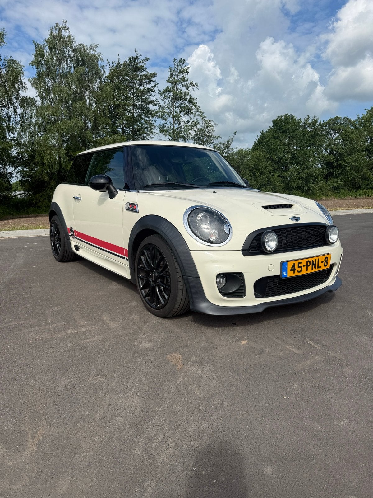 Mini 1.6 Cooper S 2011 Wit speciale laurel editie, Zwart, 4 cilinders, 4 stoelen, Handgeschakeld