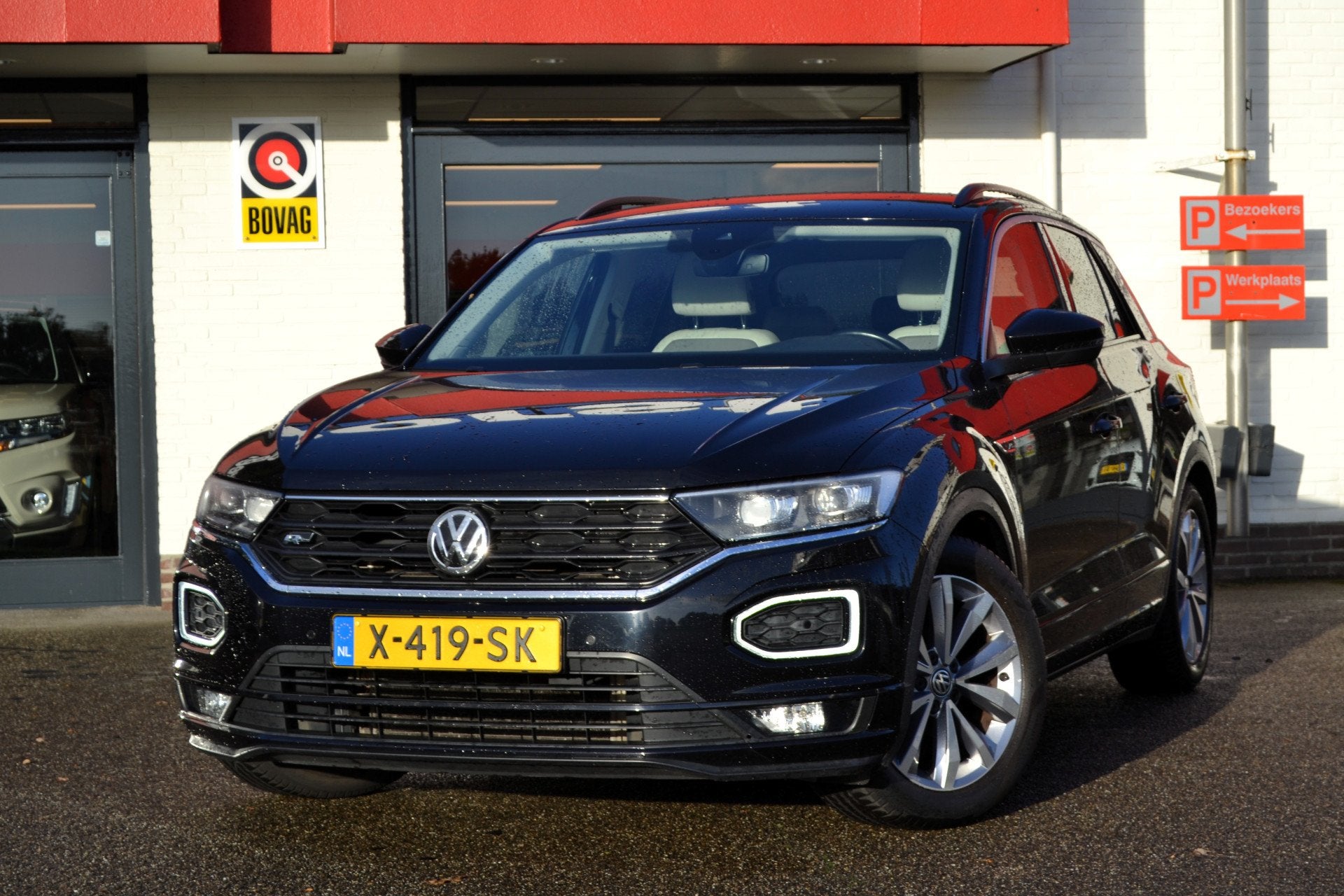 Volkswagen T-Roc TSI R-Line Sport, Clima, Camera, Navi, Full, Voorwielaandrijving, Gebruikt, 116 pk, Zwart