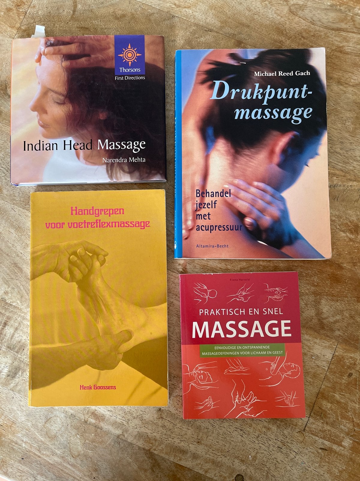 Massageboeken: Indian Head, Drukpunt, Voetreflex, Praktisch, Ophalen of Verzenden, Beta, Zo goed als nieuw, HBO