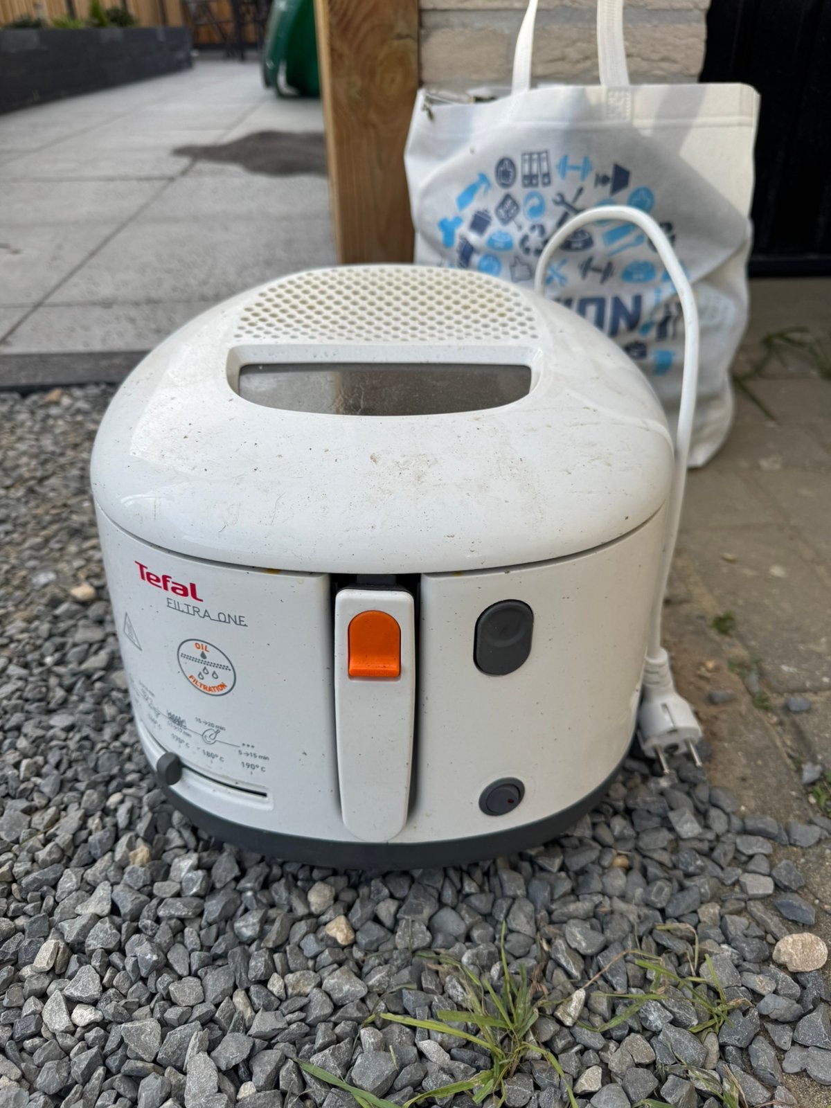 Tefal Filtra One frituurpan - Gratis af te halen, Witgoed en Apparatuur, 2 tot 3 liter, Ophalen, Gebruikt, Uitneembare binnenpan