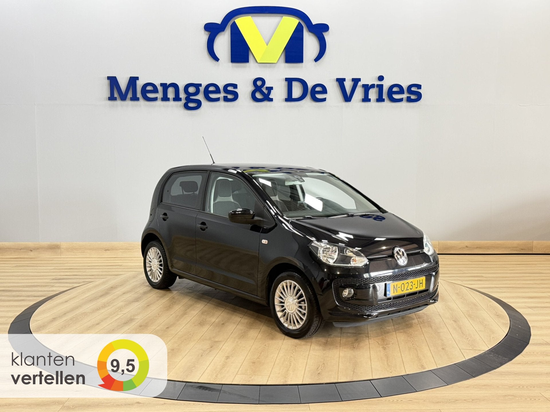 Volkswagen up! 1.0 move up! BlueMotion Airco | Cruise Contro, Auto's, Volkswagen, Stof, Gebruikt, 4 stoelen, Zwart