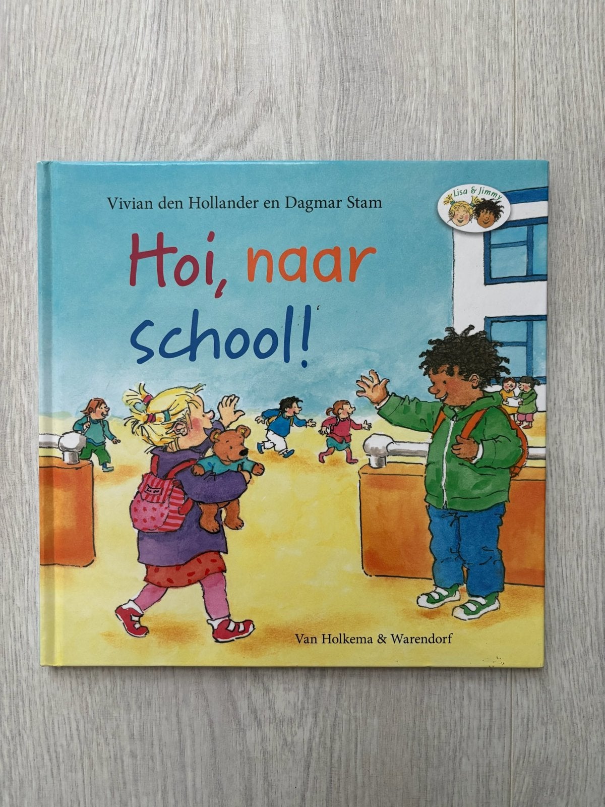 Hoi, naar school! - Vivian den Hollander & Dagmar Stam, Ophalen of Verzenden, Zo goed als nieuw, Fictie algemeen