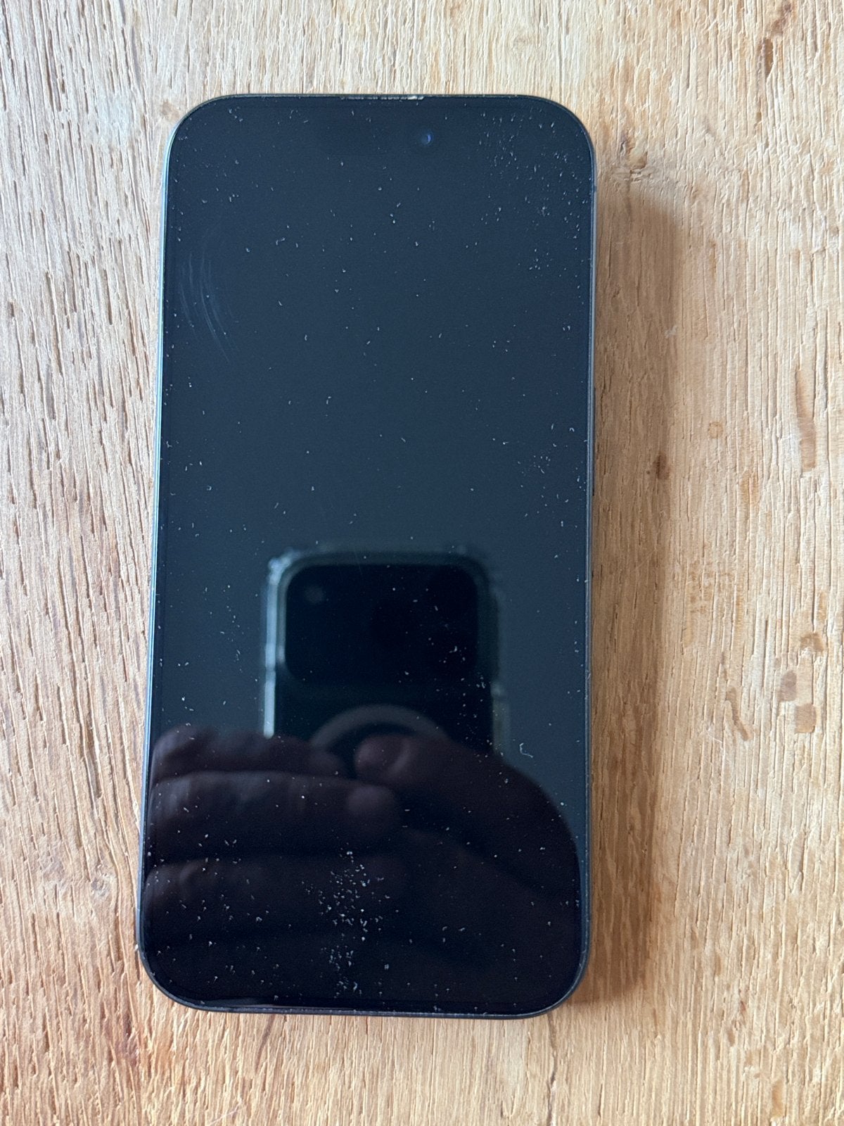 Foto 10 van Apple iPhone 15 Pro - Zo goed als nieuw