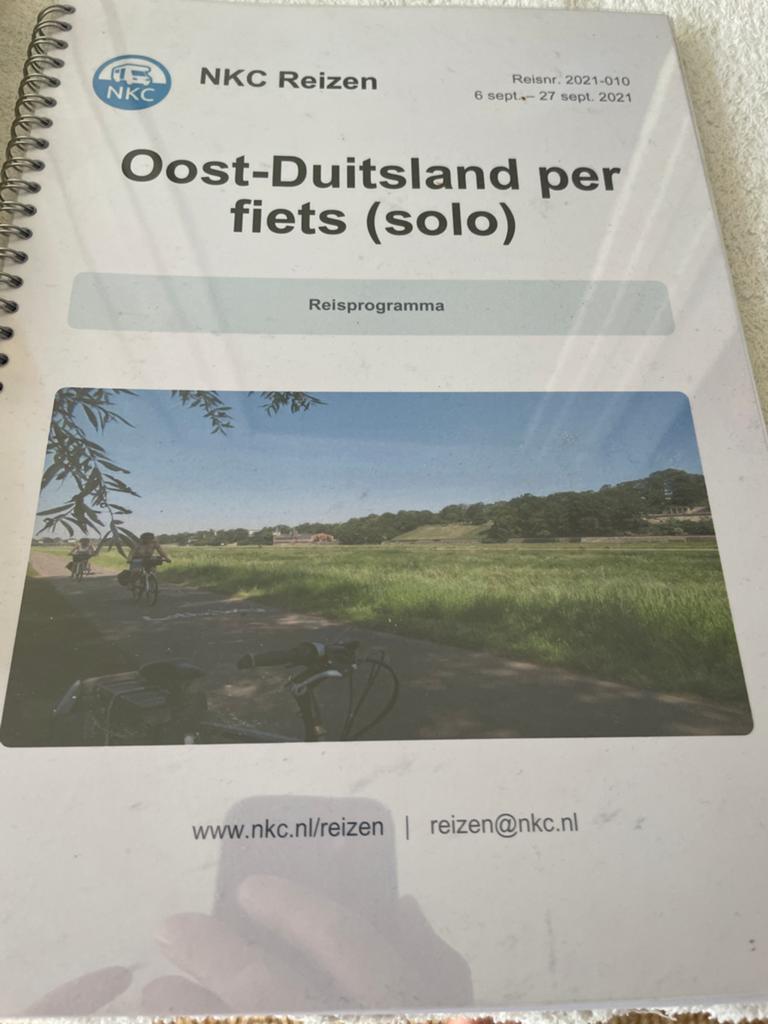 NKC Reizen Oost-Duitsland per fiets (solo) Reisprogramma, Boeken, Reisgidsen, Zo goed als nieuw, Fiets- of Wandelgids, Europa