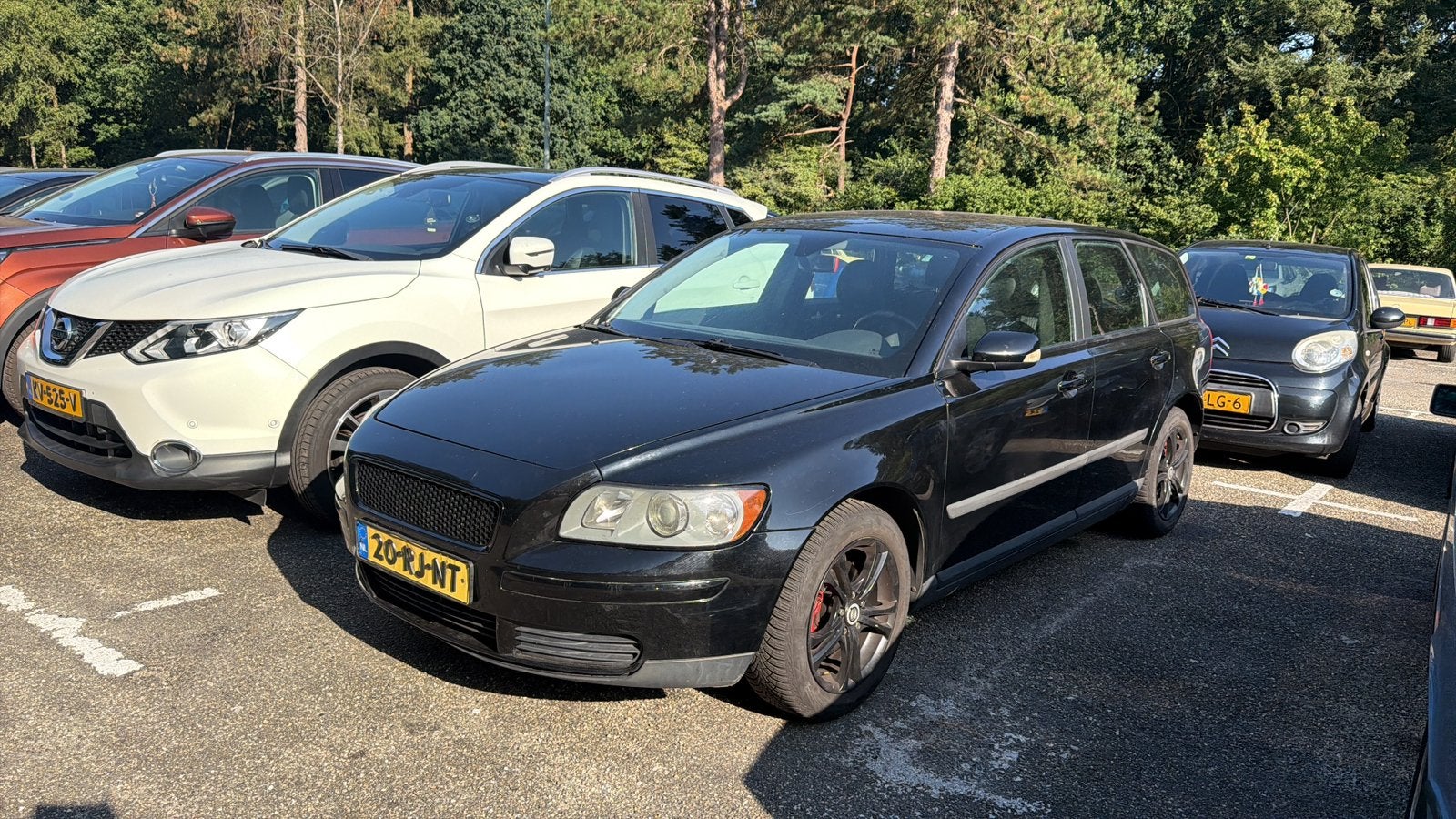 Volvo V50 1.8 2005 Zwart, Auto's, Voorwielaandrijving, 125 pk, 4 cilinders, Zwart