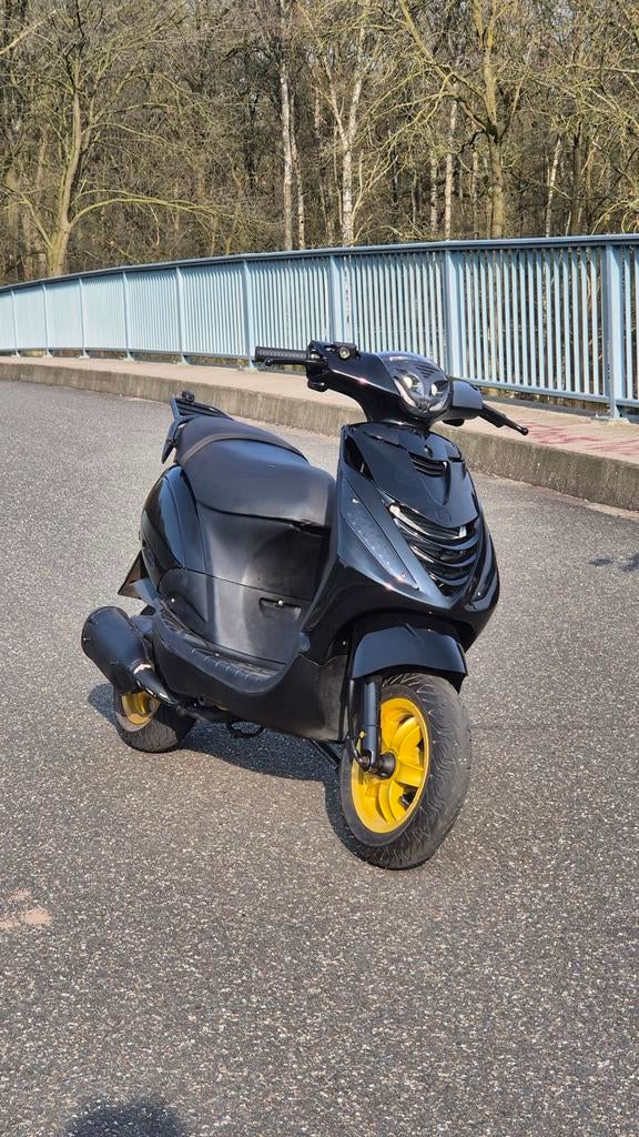 Super nette zip 172 waardepeiling, Fietsen en Brommers, Scooters | Piaggio, Ophalen of Verzenden, Zo goed als nieuw, Zip