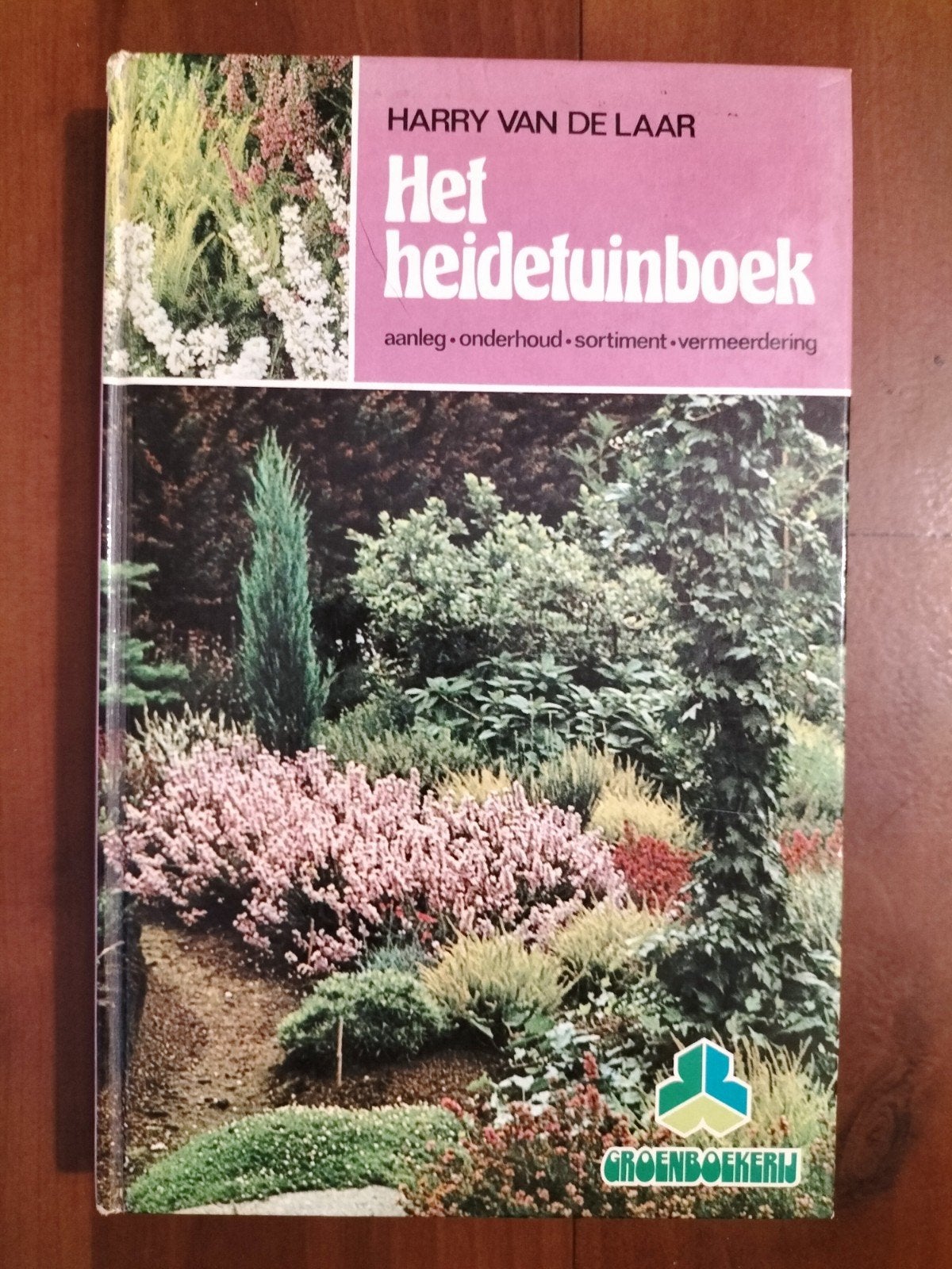 Het heidetuinboek - Harry van de Laar, Ophalen of Verzenden, Zo goed als nieuw, Harry van de Laar, Tuinieren en Tuinplanten