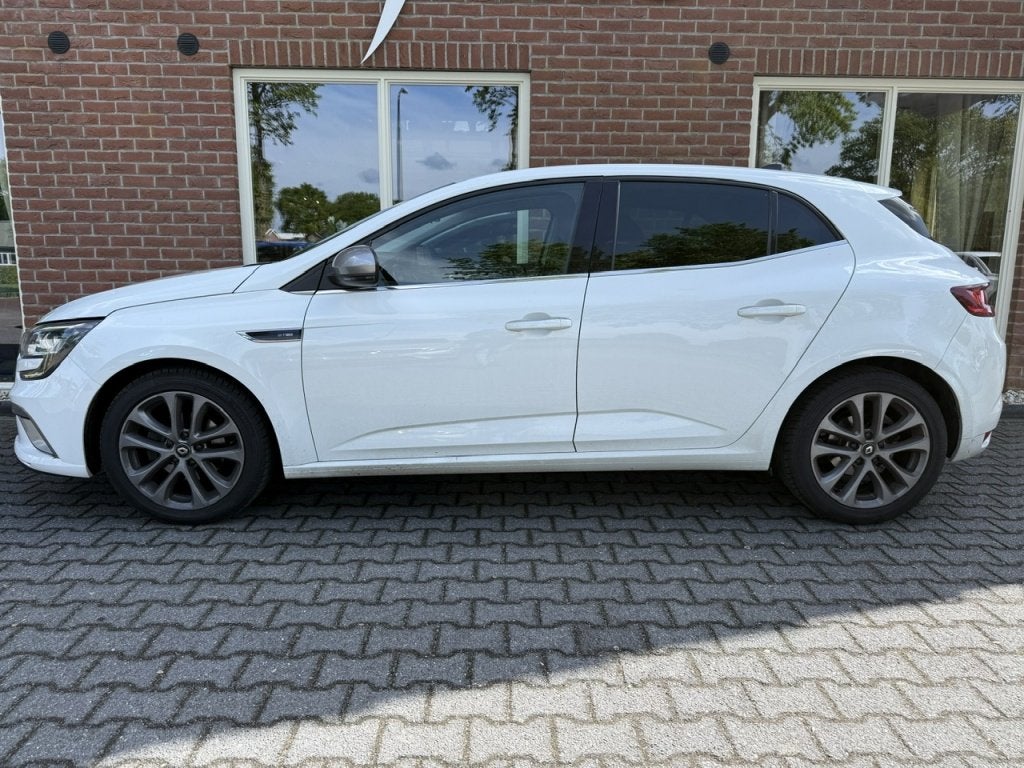 Renault Mégane 1.2 TCe GT-Line 132 PK DRAADLOOS CARPLAY/AND, Auto's, Renault, Gebruikt, Euro 6, 4 cilinders, 1650 kg