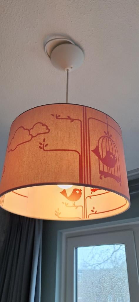 Roze hanglamp Land of Kids met vogelmotief, Gebruikt, Ophalen of Verzenden, Stof, Minder dan 50 cm