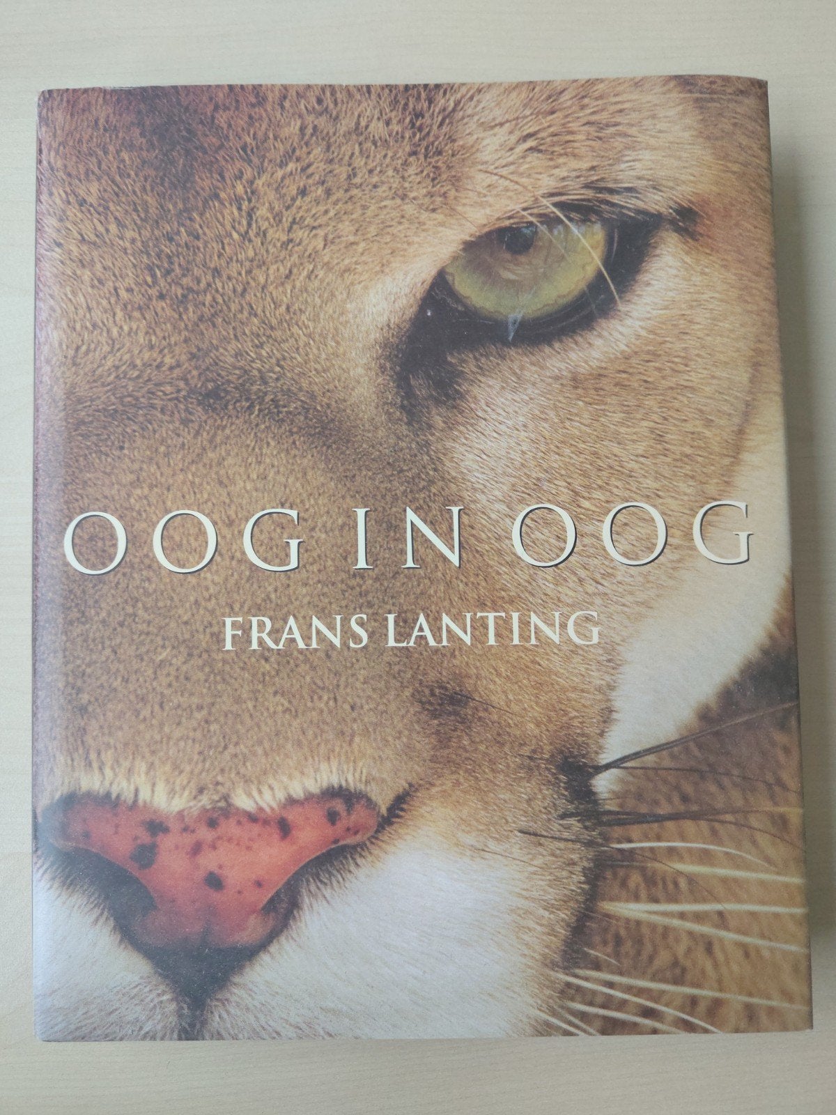 Oog in Oog - Frans Lanting (Natuurfotografie), Boeken, Ophalen of Verzenden, Zo goed als nieuw, Natuur algemeen, Frans Lanting