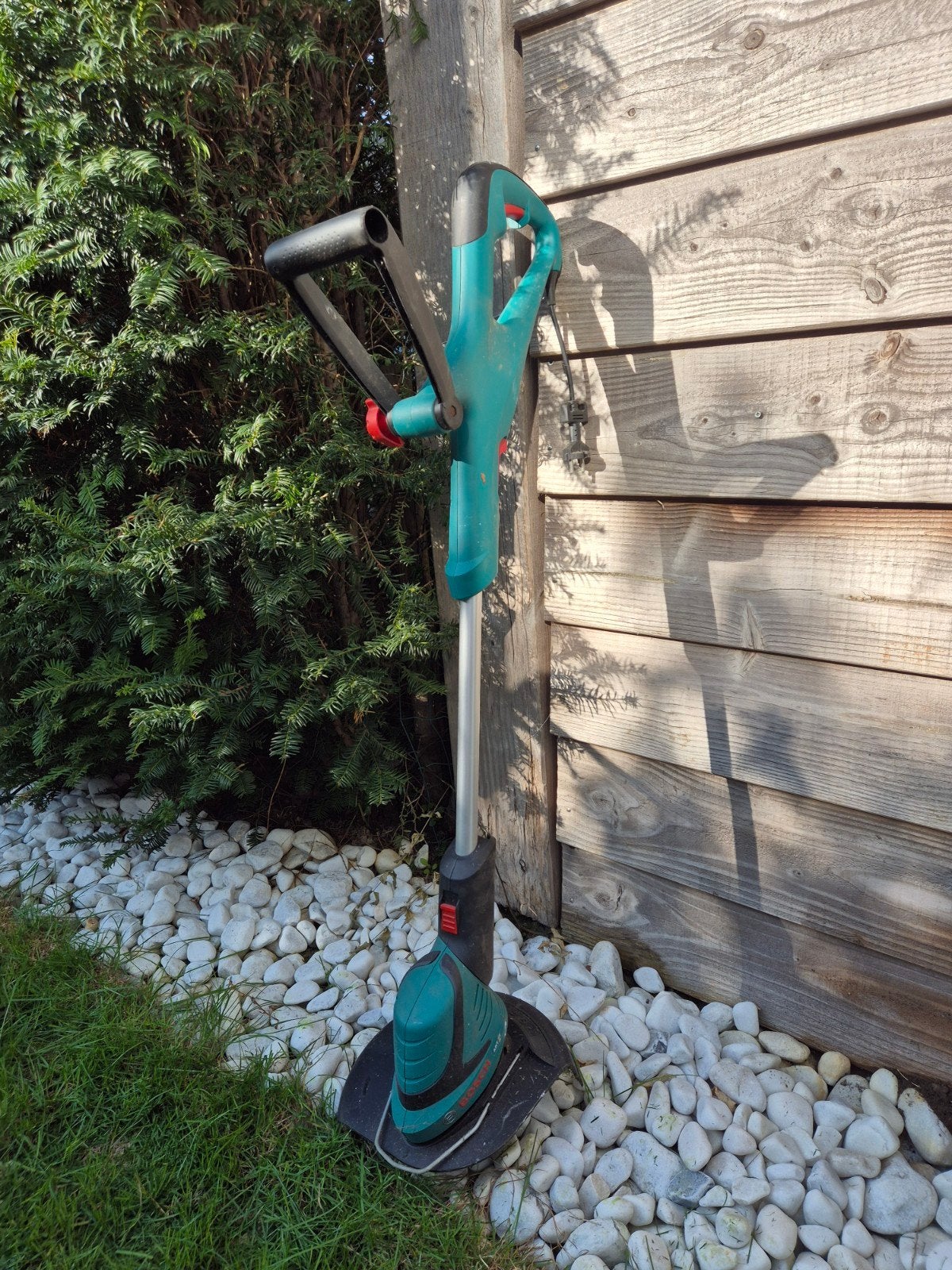 Bosch ART 27 Grastrimmer - Elektrisch, Tuin en Terras, Gebruikt, Ophalen of Verzenden, 30 tot 50 cm, Bosch