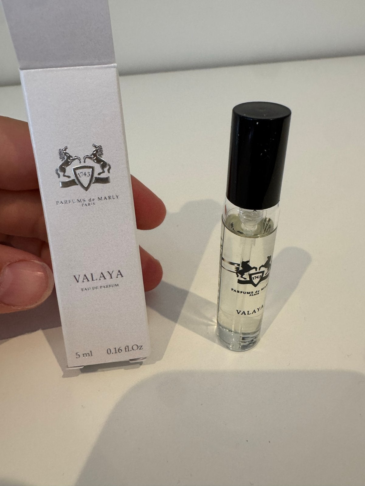 Parfums de Marly Valaya Eau de Parfum - 5ml sample, Sieraden, Tassen en Uiterlijk, Uiterlijk | Parfum, Nieuw, Ophalen of Verzenden