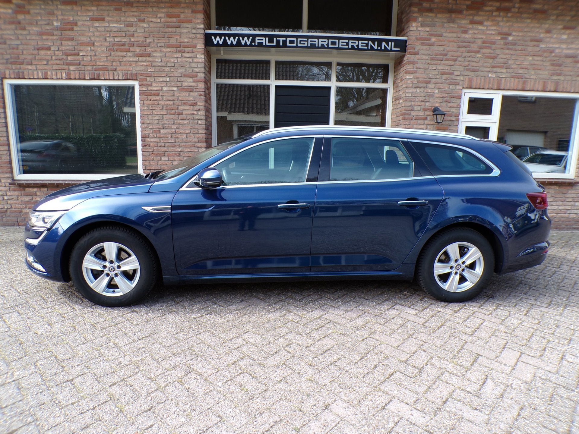 Renault Talisman Estate 1.6 TCe Zen Automaat / Navi, Auto's, Gebruikt, Euro 6, 4 cilinders, Blauw