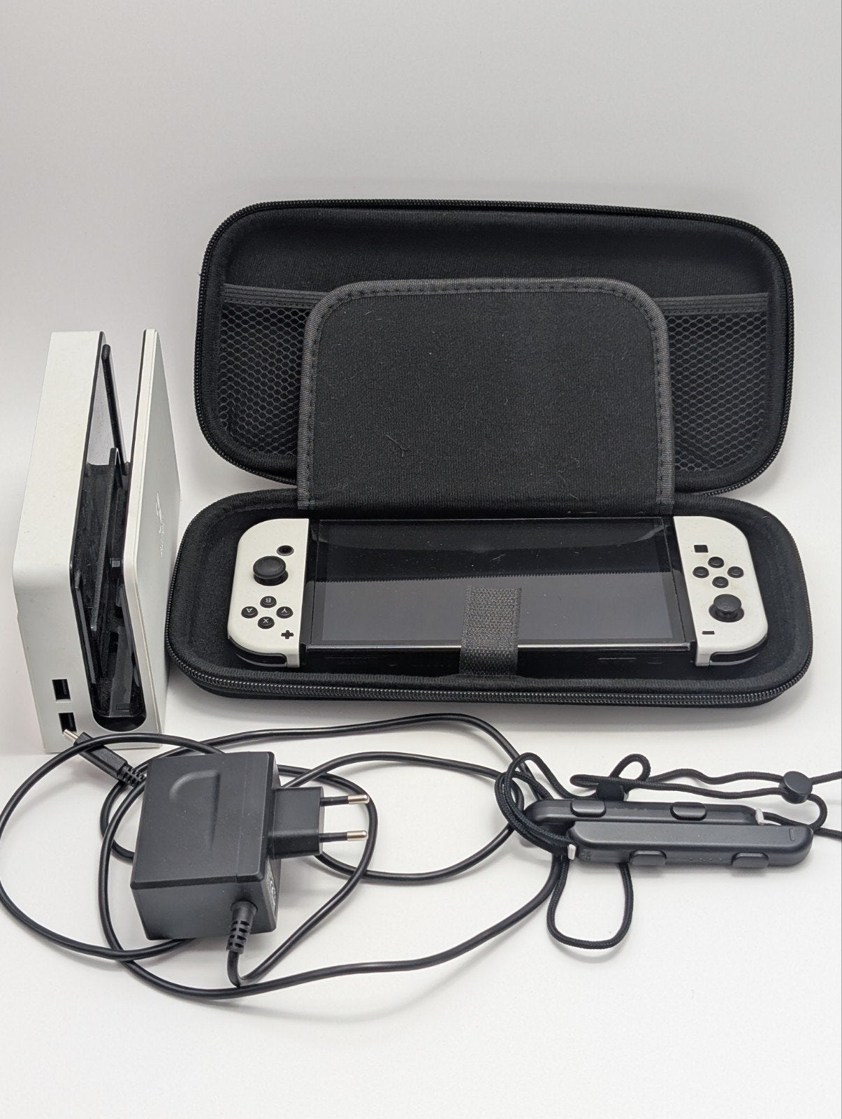Nintendo switch OLED, Spelcomputers en Games, Spelcomputers | Nintendo Switch Lite, Zo goed als nieuw, Ophalen of Verzenden
