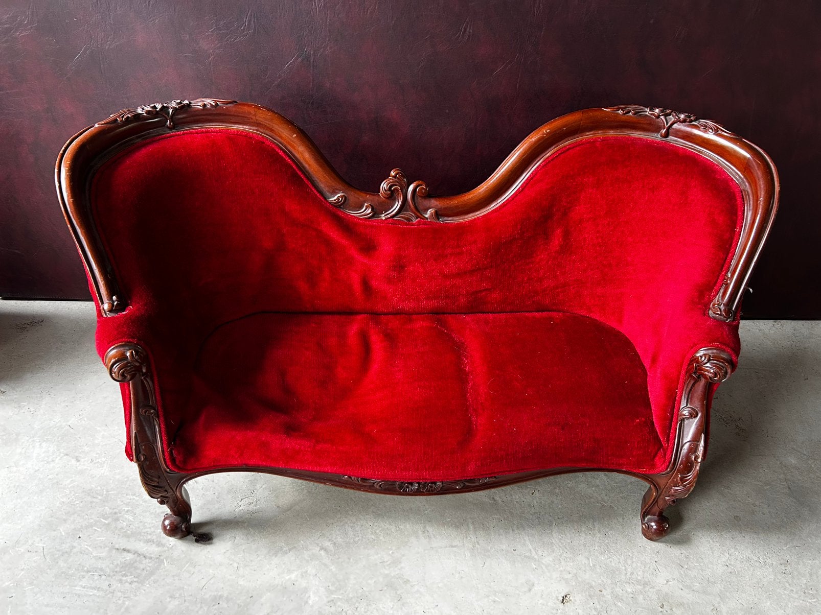 Mini bankje rood 100x45x30, Huis en Inrichting, Banken | Sofa's en Chaises Longues, Ophalen of Verzenden, Zo goed als nieuw, Tweepersoons