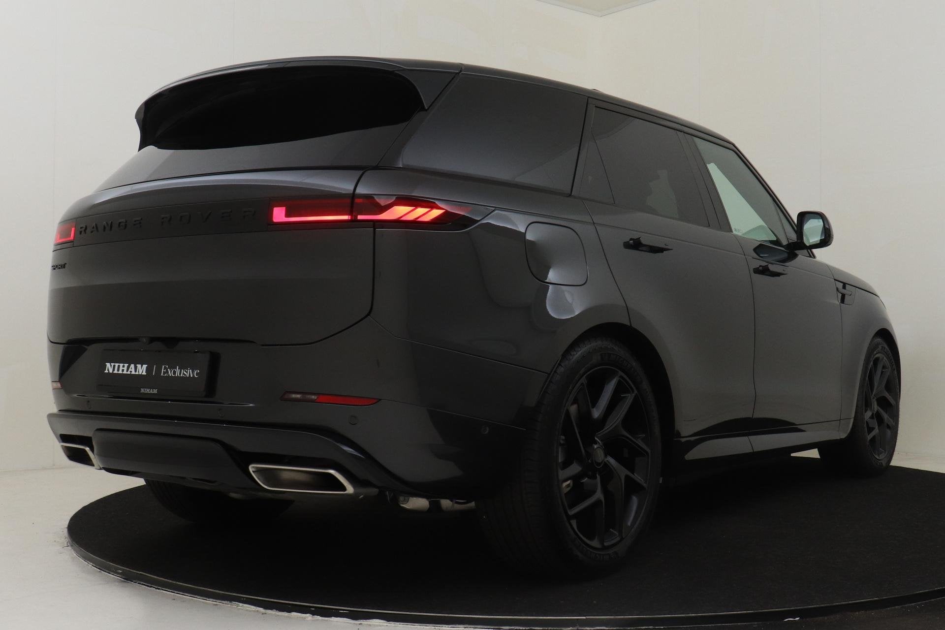 LAND ROVER RANGE ROVER SPORT P460e PHEV AWD DYNAMIC SE -PANO, Auto's, Automaat, 12 maanden, Stof, Zwart