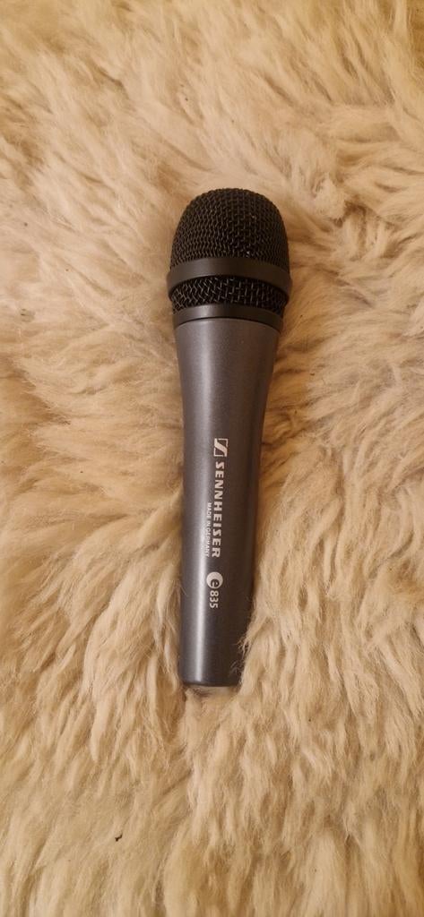Sennheiser microfoon e835, Muziek en Instrumenten, Microfoons, Gebruikt, Zangmicrofoon, Ophalen
