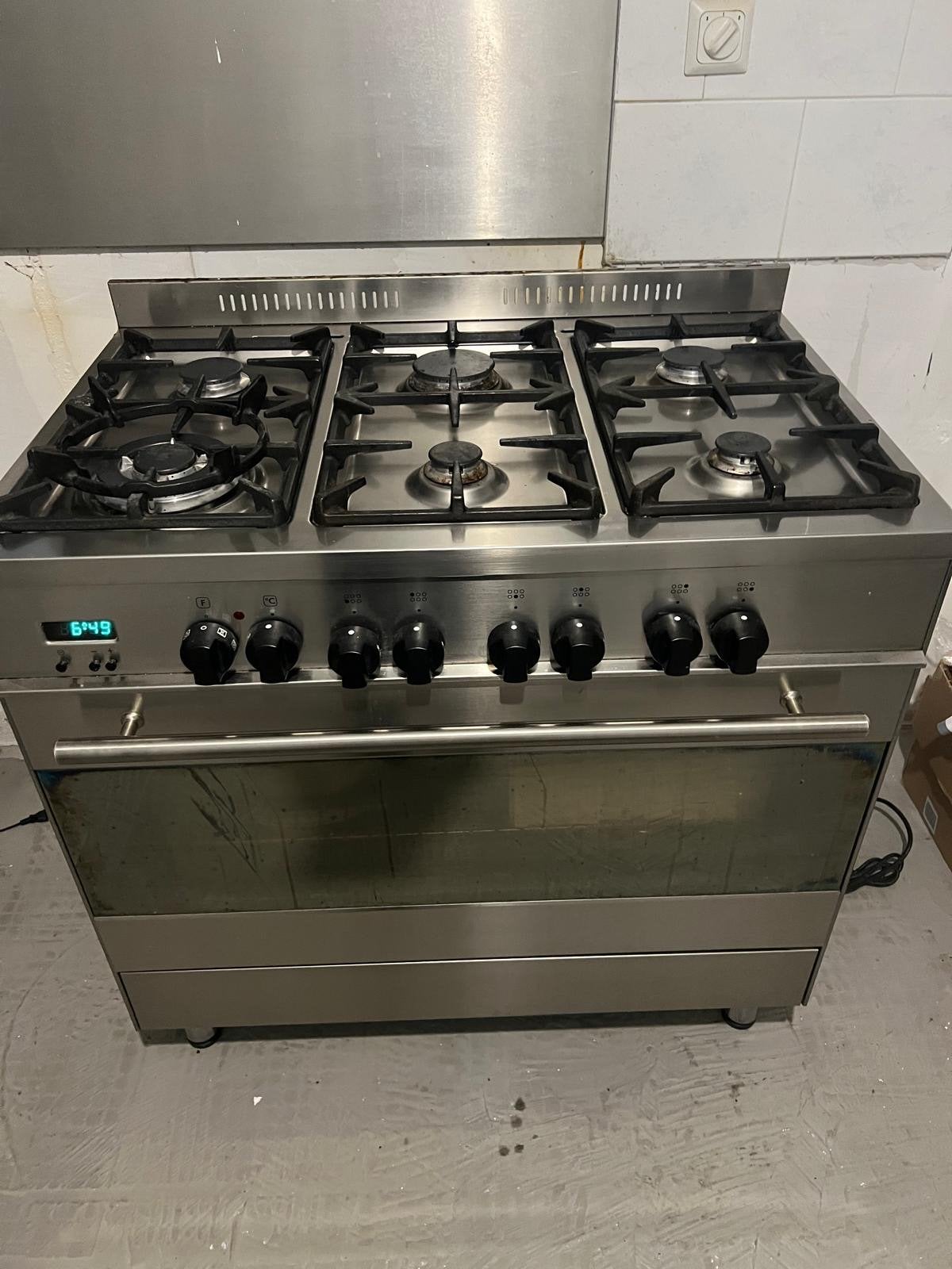RVS Gasfornuis met Oven - 6 Pitten, Ophalen, Gebruikt, 60 cm of meer, Gas