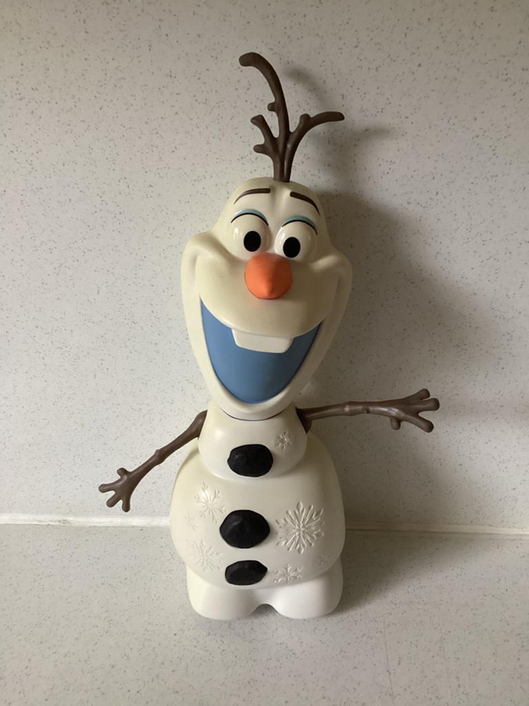 Disney Frozen Olaf speelfiguur met geluid en beweging, Ophalen of Verzenden, Gebruikt
