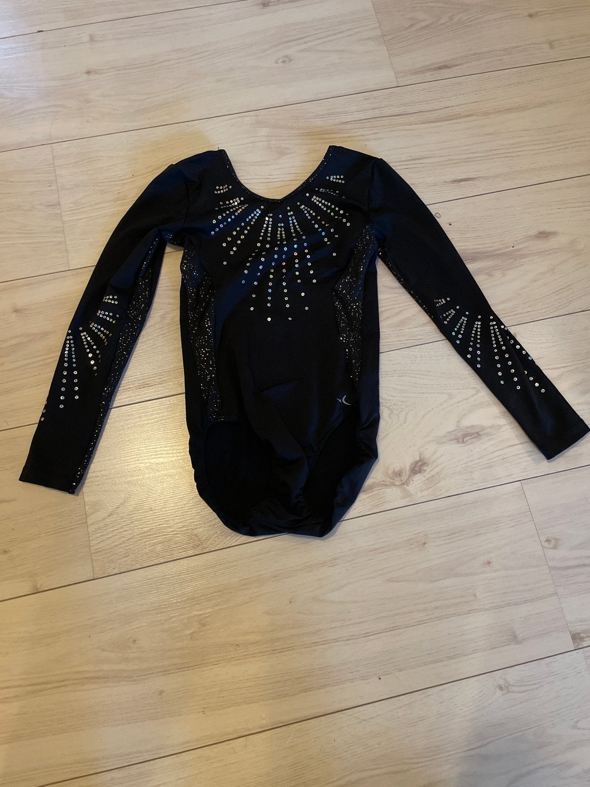 Turnpakje en broekje zwart met glitters - Zo goed als nieuw, Ophalen of Verzenden, Zo goed als nieuw