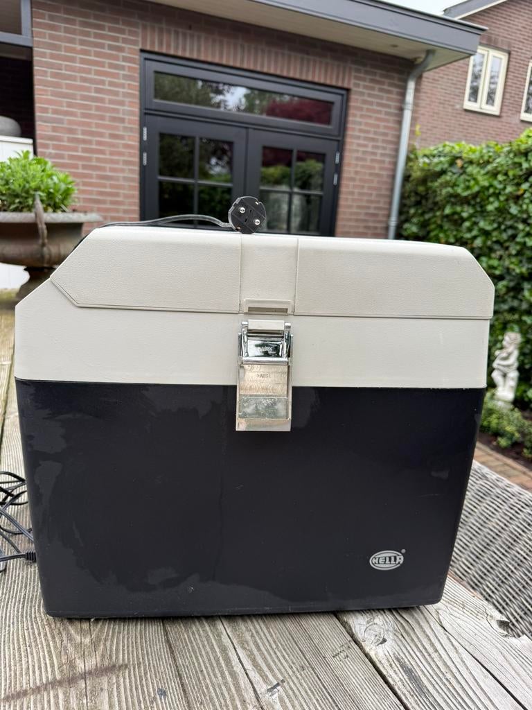 Elektrische koelbox van Hella, Caravans en Kamperen, Koelboxen, Ophalen, Koelbox, Elektrisch