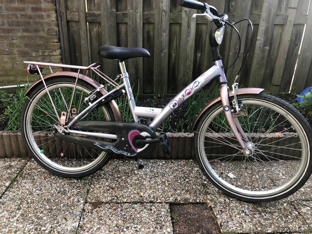 Batavus Meisjesfiets 22 inch, Fietsen en Brommers, Fietsen | Meisjes, Ophalen of Verzenden, Zo goed als nieuw, 22 inch, Handrem