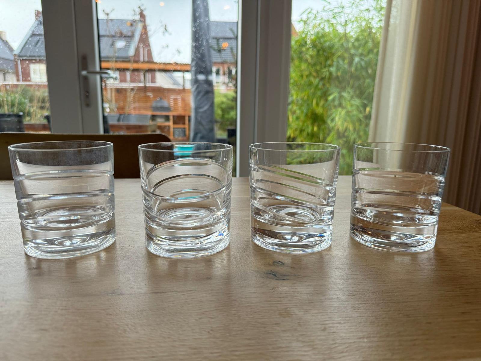 Shtox 006 whiskeh glazen 4 stuks, Verzamelen, Glas en Borrelglaasjes, Ophalen, Zo goed als nieuw, Borrel- of Shotglas