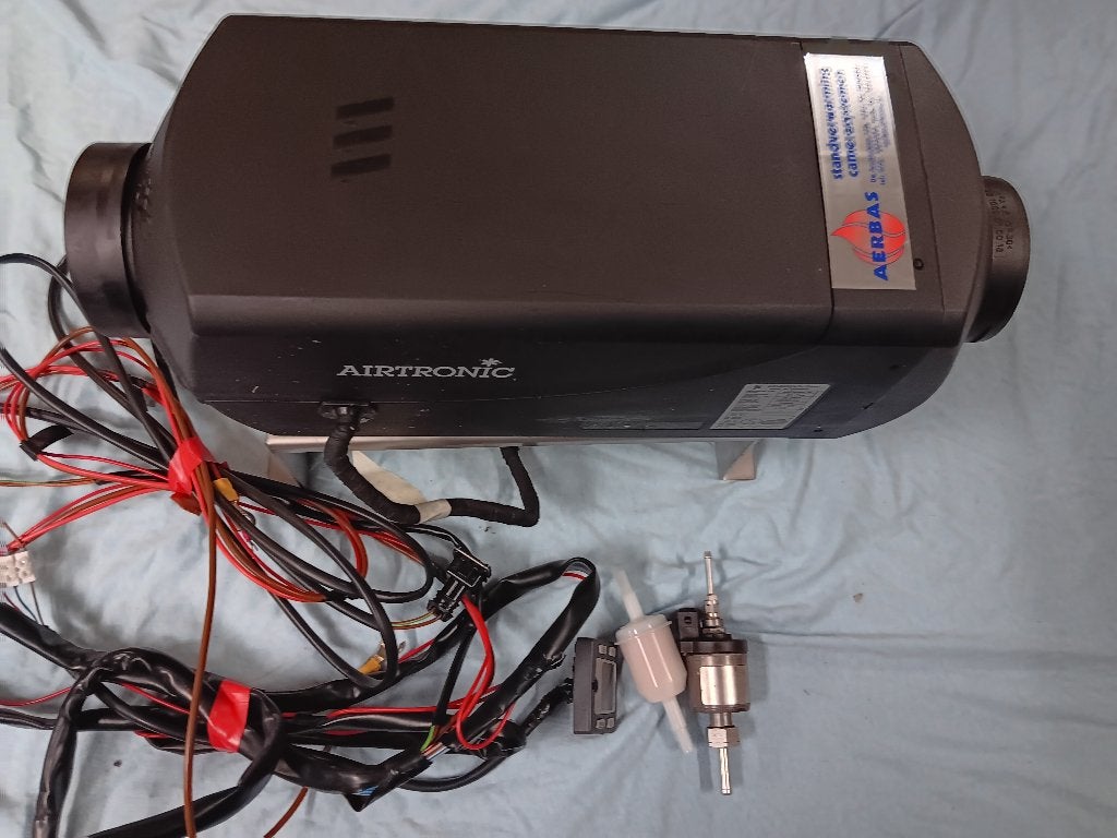 Eberspacher Airtronic D4 Plus 12 V Verwarming        Webasto, Watersport en Boten, Accessoires en Onderhoud, Zo goed als nieuw
