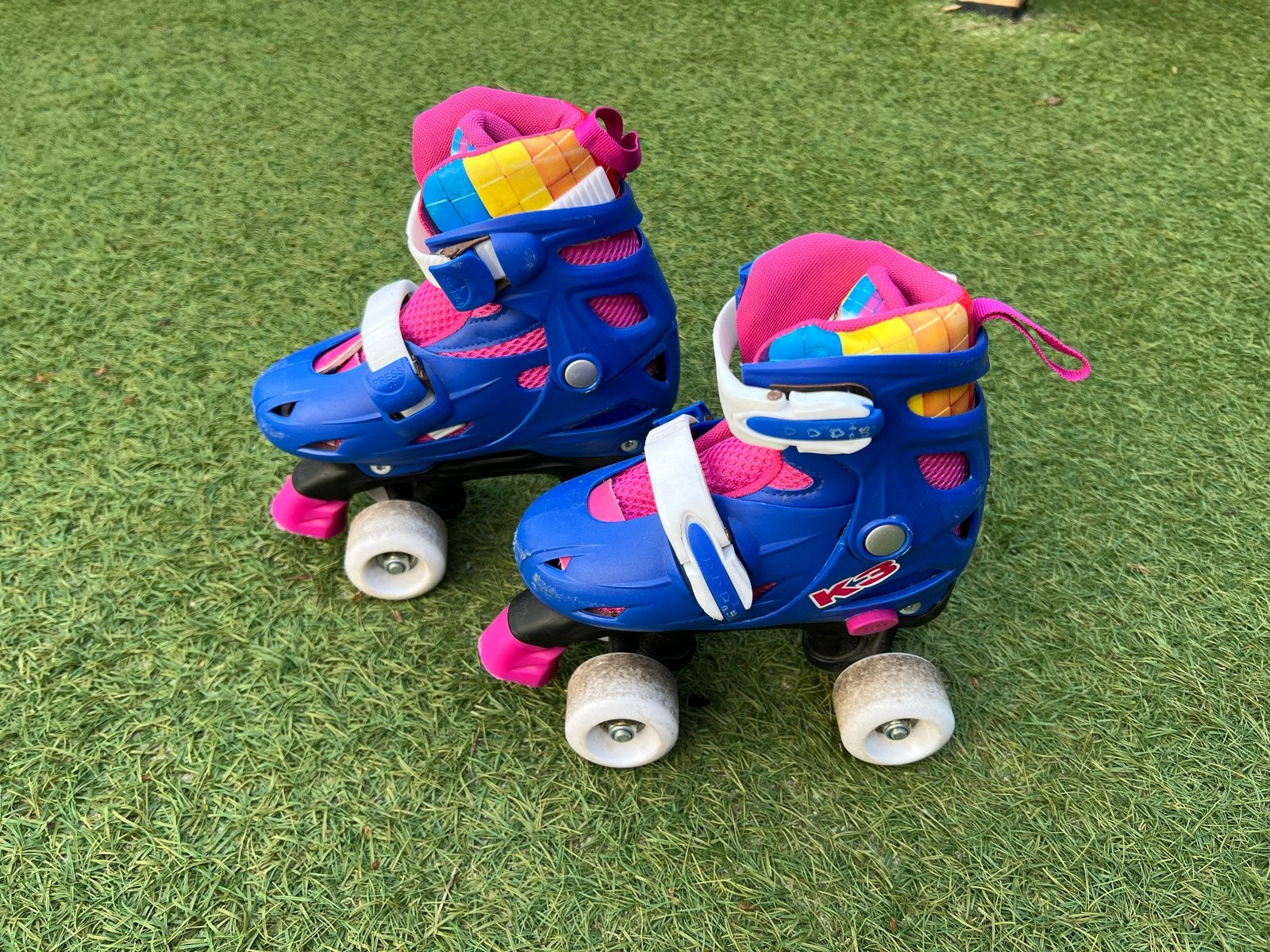 K3 rolschaatsen - Verstelbaar en kleurrijk, Ophalen of Verzenden, Verstelbaar, Gebruikt, Kinderen