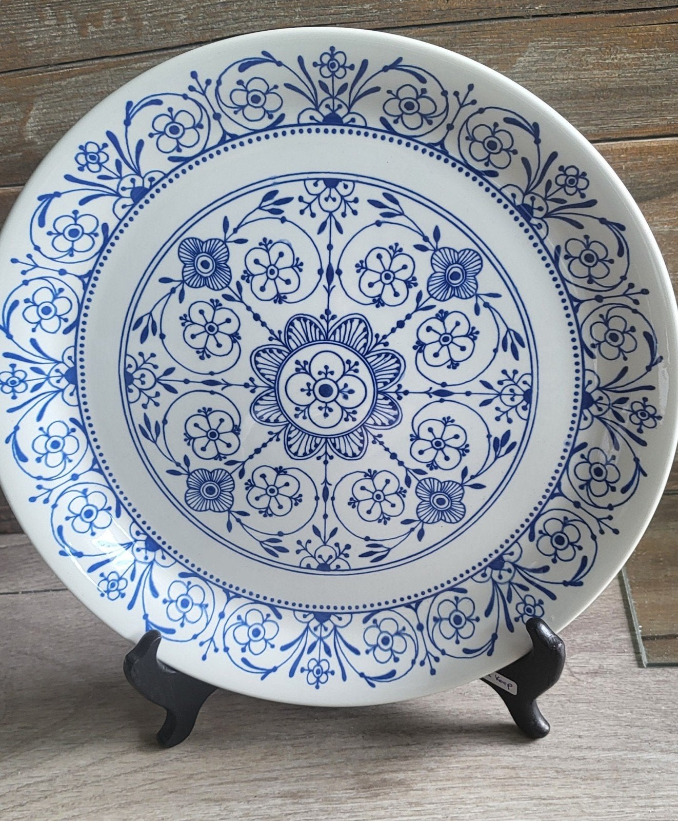 Vintage Italiaans bord met blauw bloemmotief, Antiek en Kunst, Antiek | Servies los, Ophalen of Verzenden