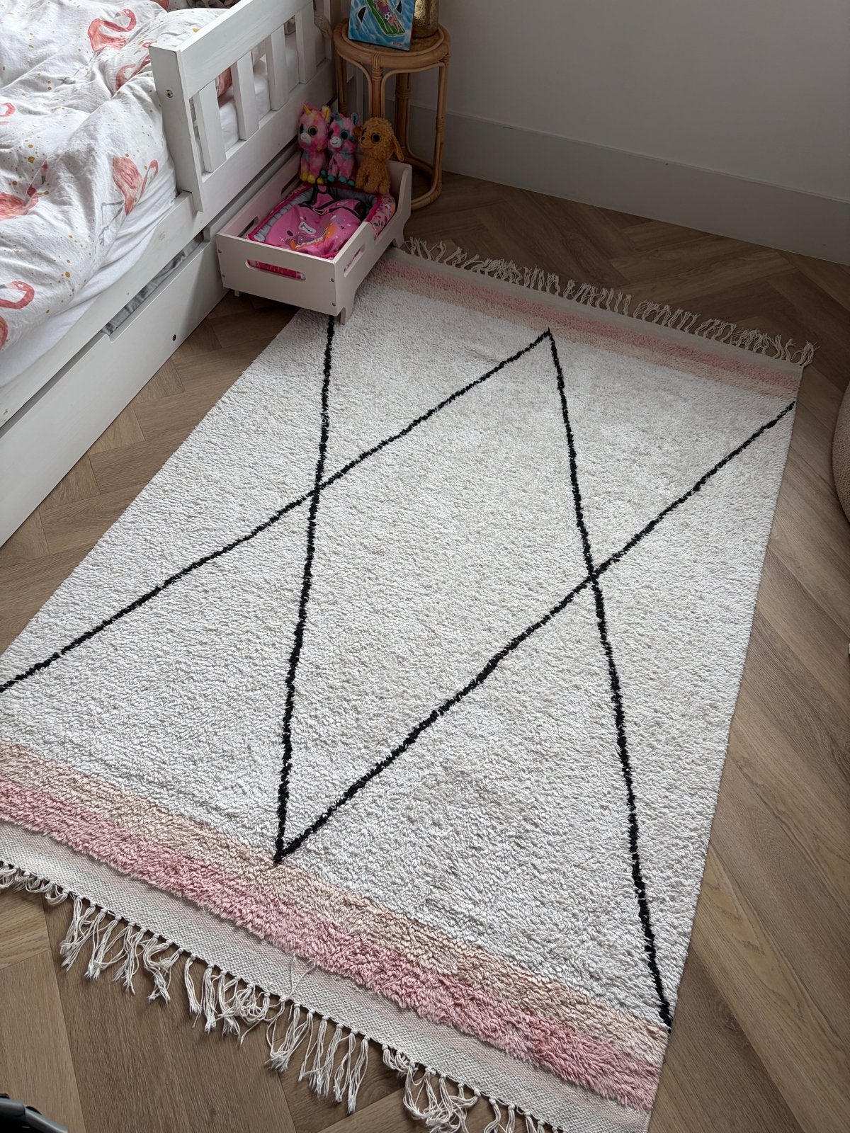 Vloerkleed Tapis Petite 120x170 - Wit met roze, Ophalen, Gebruikt, 100 tot 150 cm, Wit