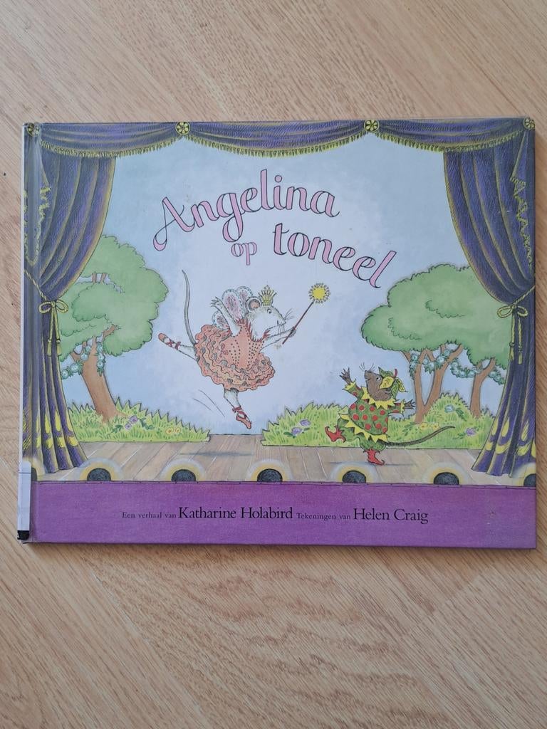 Angelina op toneel, Ophalen of Verzenden, Nieuw
