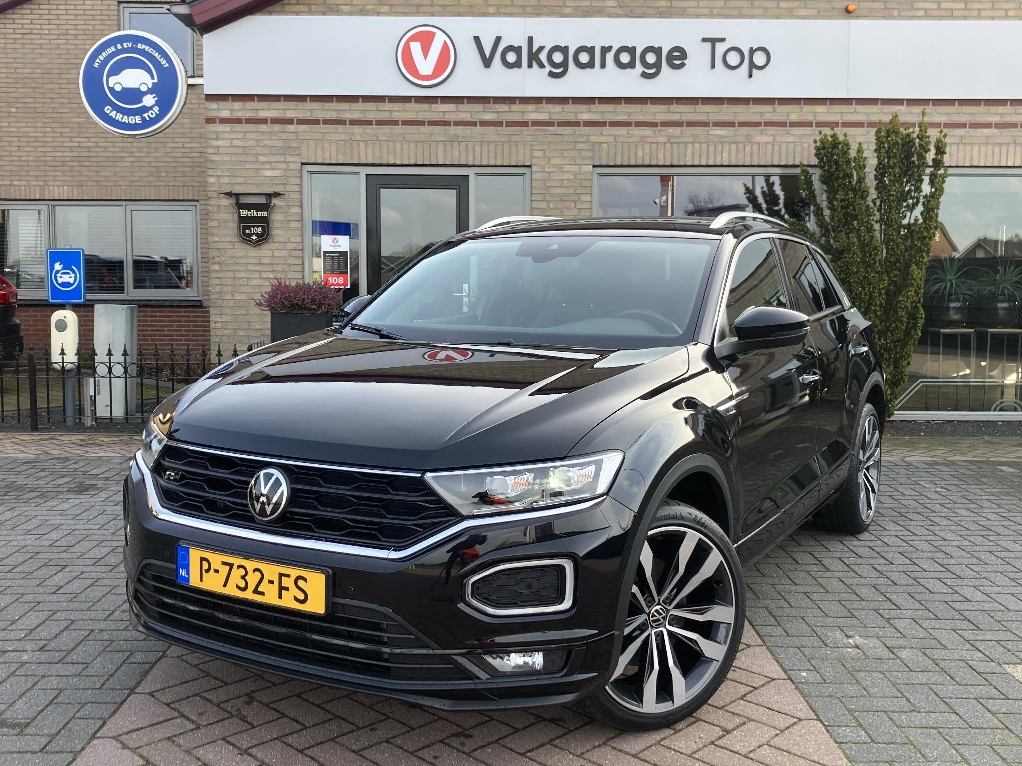 Volkswagen T-Roc 1.5 TSI Sport | R-Line | NAP | Leder | Came, Auto's, Volkswagen, Stof, 4 cilinders, 150 pk, Zwart
