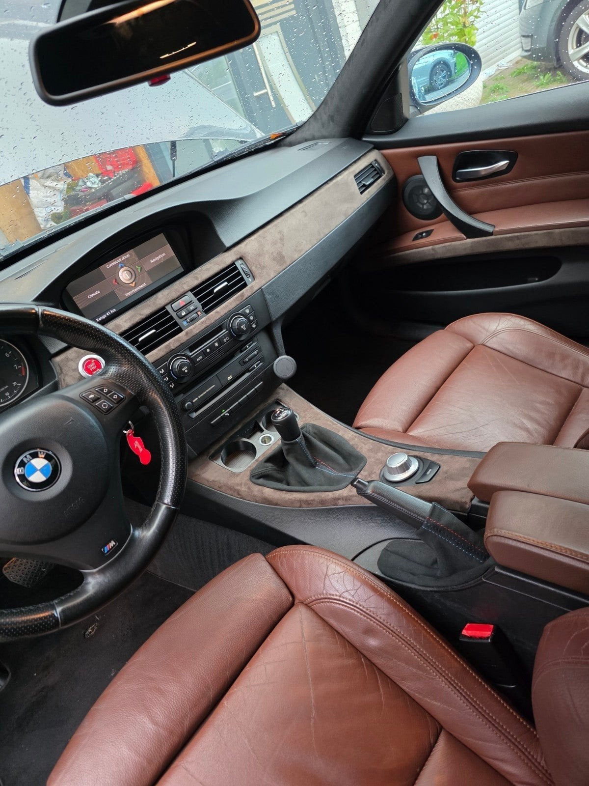 BMW 3-Serie 3.0 I 330 AUT 2005 Grijs, Automaat, Achterwielaandrijving, 1440 kg, 258 pk