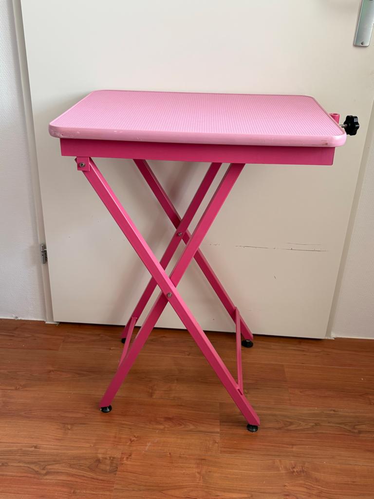 Trimtafel opklapbaar roze hond / kat, Ophalen, Zo goed als nieuw
