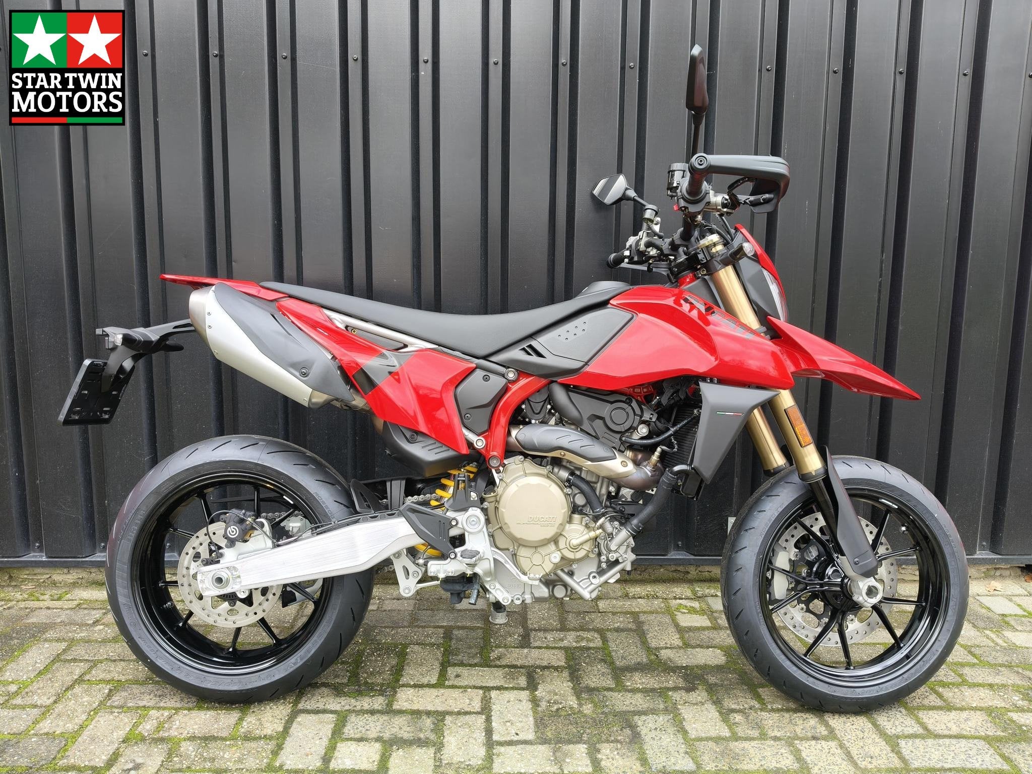 Ducati Hypermotard Mono 698 MY 2026, Motoren, Motoren | Ducati, Info@ducati.com, Ducati North Europe B.V., 648 cc, Maanweg 174
2516 AB  Den Haag, NL