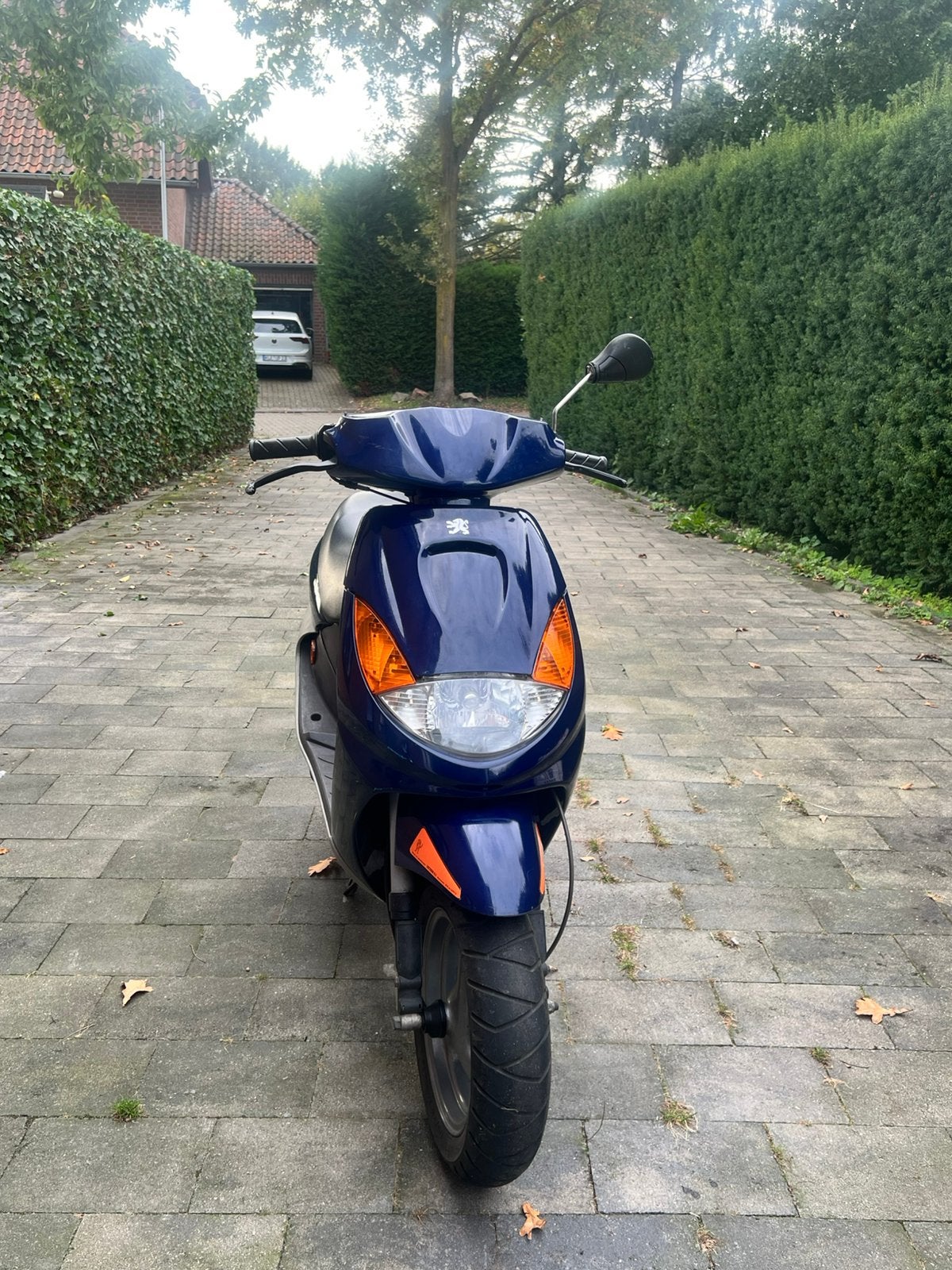 Peugeot vivacity 70cc 2001 (met extra terugloop uitlaat), Ophalen, Tweetakt, 70 cc, Zo goed als nieuw
