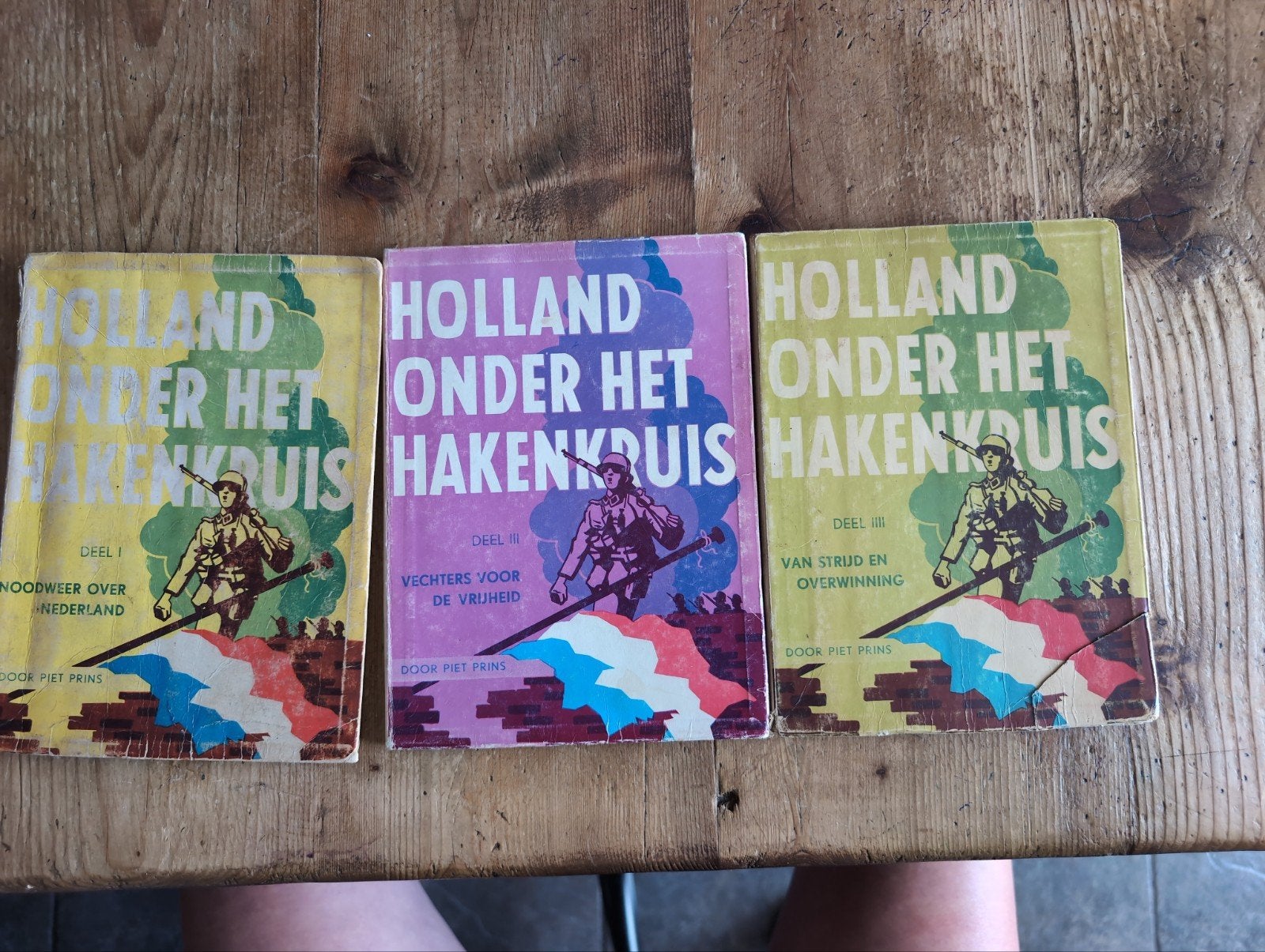 Holland Onder Het Hakenkruis - Piet Prins (3 delen), Ophalen of Verzenden, Algemeen, Piet Prins, Tweede Wereldoorlog