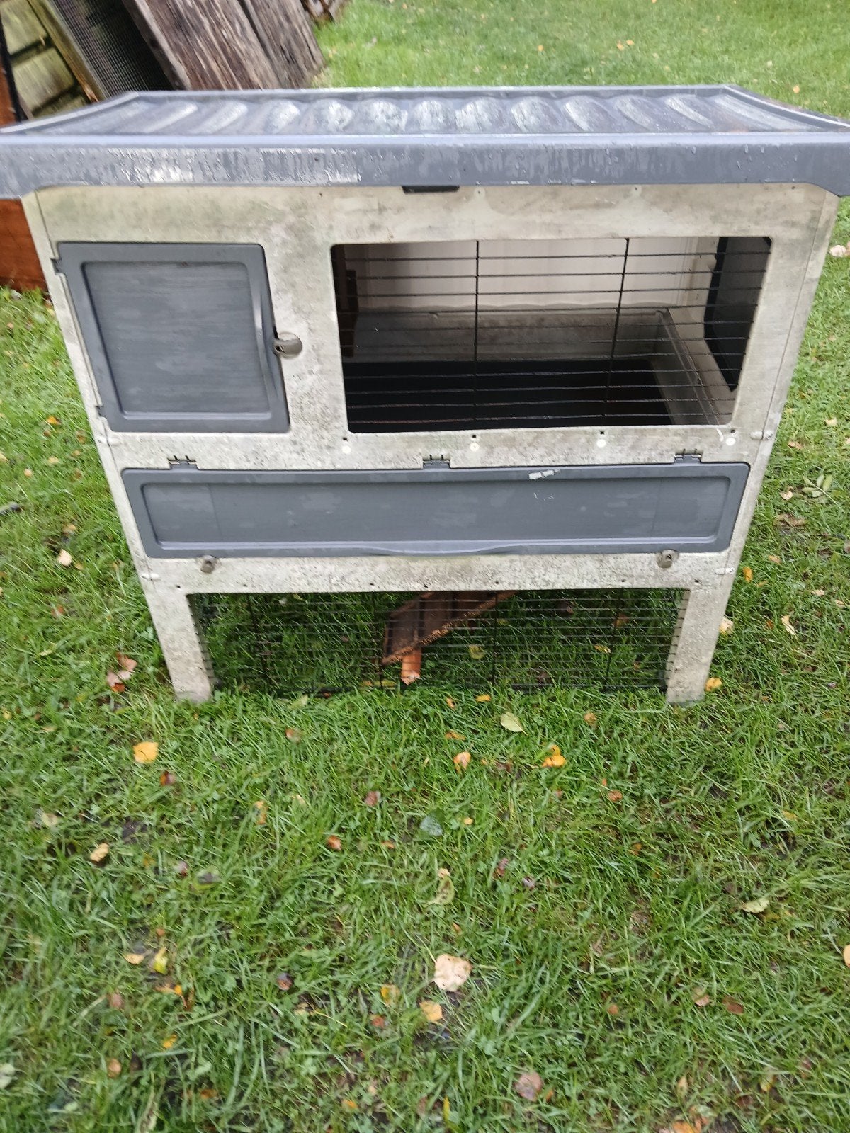 Konijnenhok kunststof., Ophalen, 110 cm of meer, Cavia, Zo goed als nieuw