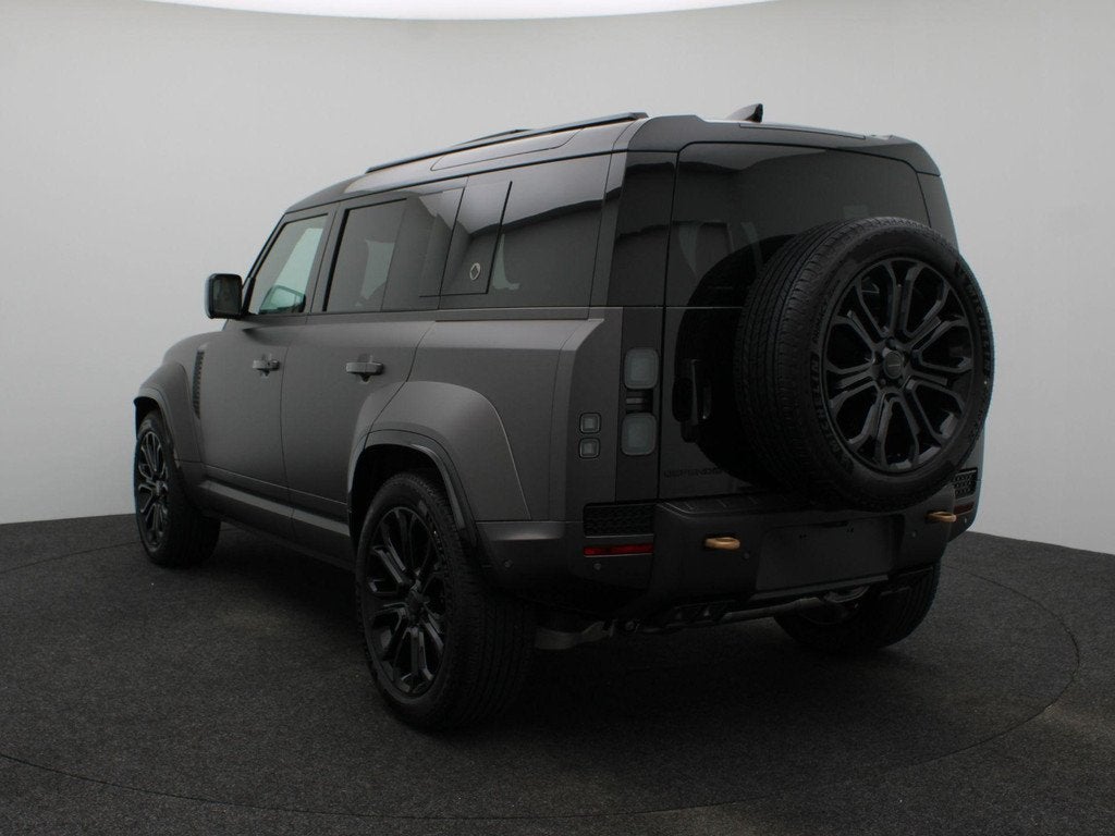 Land Rover Defender 110 4.4 P635 110 Octa | Matte Protective, Auto's, Land Rover, Automaat, Stof, 4395 cc, 2585 kg