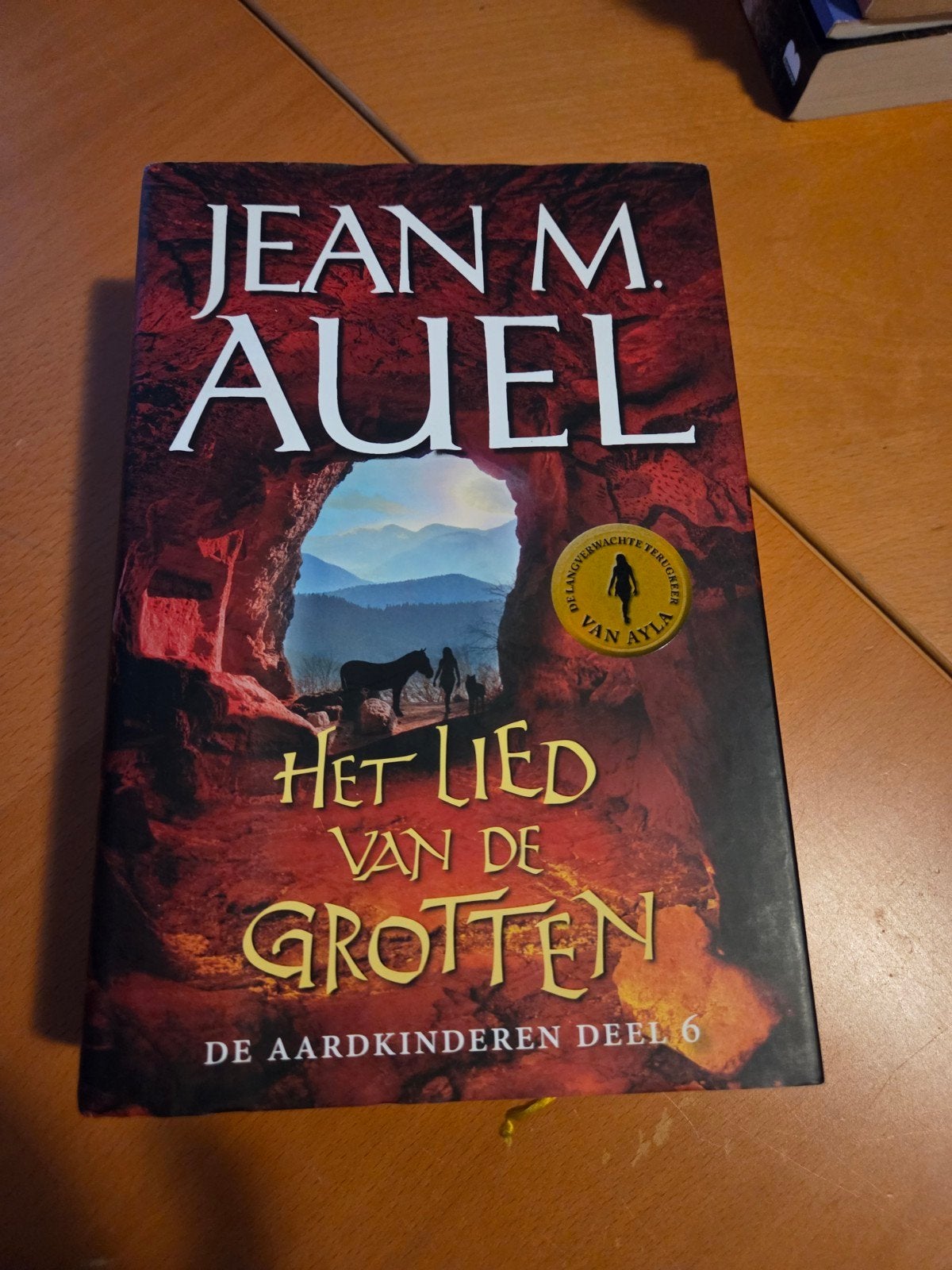 Het Lied van de Grotten - Jean M. Auel (De Aardkinderen), Ophalen of Verzenden, Zo goed als nieuw, Jean M. Auel, Nederland