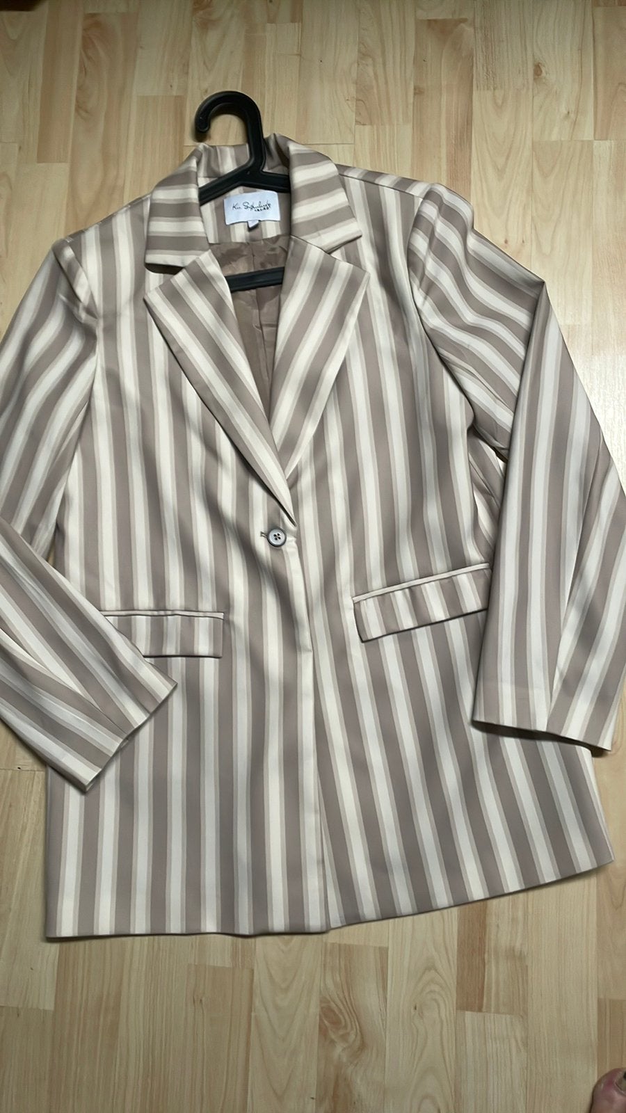 Nieuw creme streep BLAZER MAAT M, Kleding | Dames, Ophalen of Verzenden, Nieuw, Maat 38/40 (M), Beige