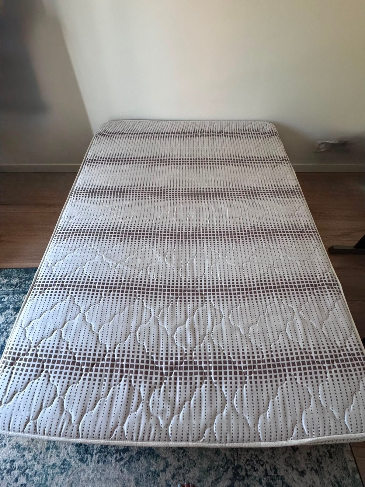 Boxspring met matras 140x200 - Dit weekend ophalen!, Ophalen, Gebruikt, Tweepersoons, 140 cm