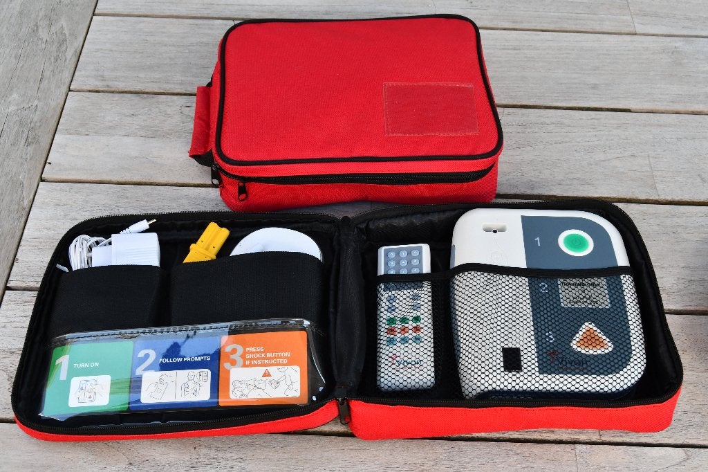 2 x AED trainer Vivon, Ophalen of Verzenden, Zo goed als nieuw, Meerdere media, Overige typen