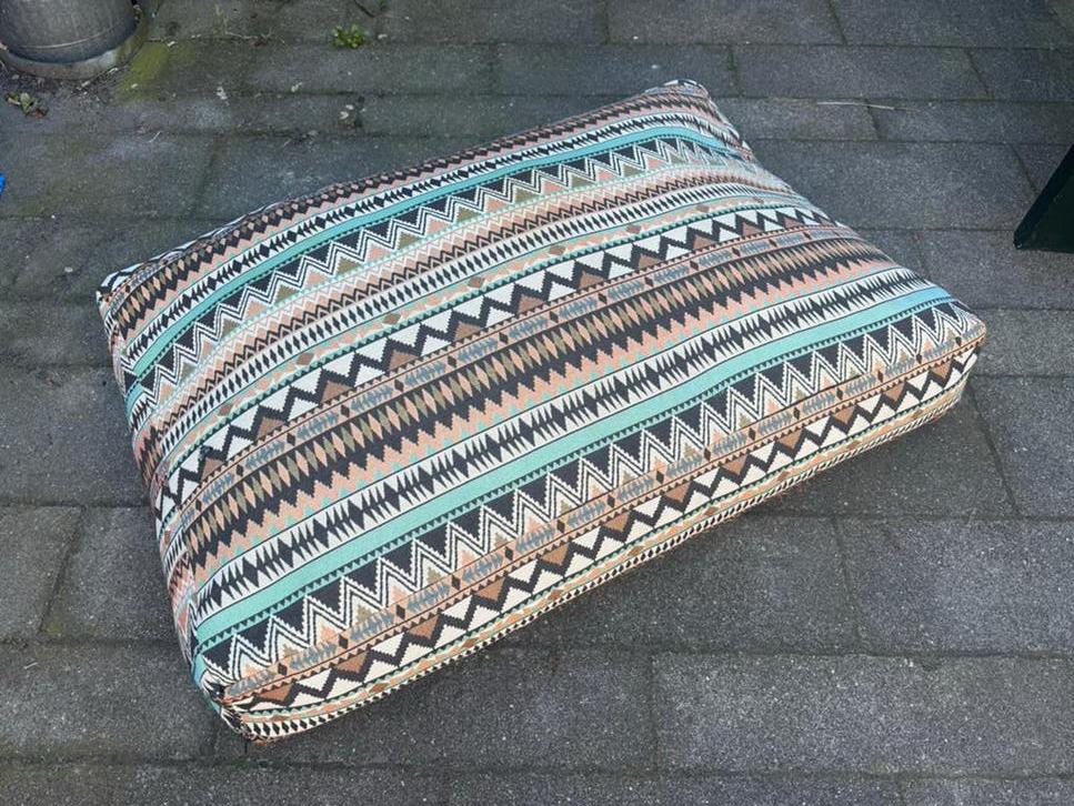 Pallet kussen met etnisch patroon - comfortabel en stijlvol, Ophalen, Gebruikt, Hout