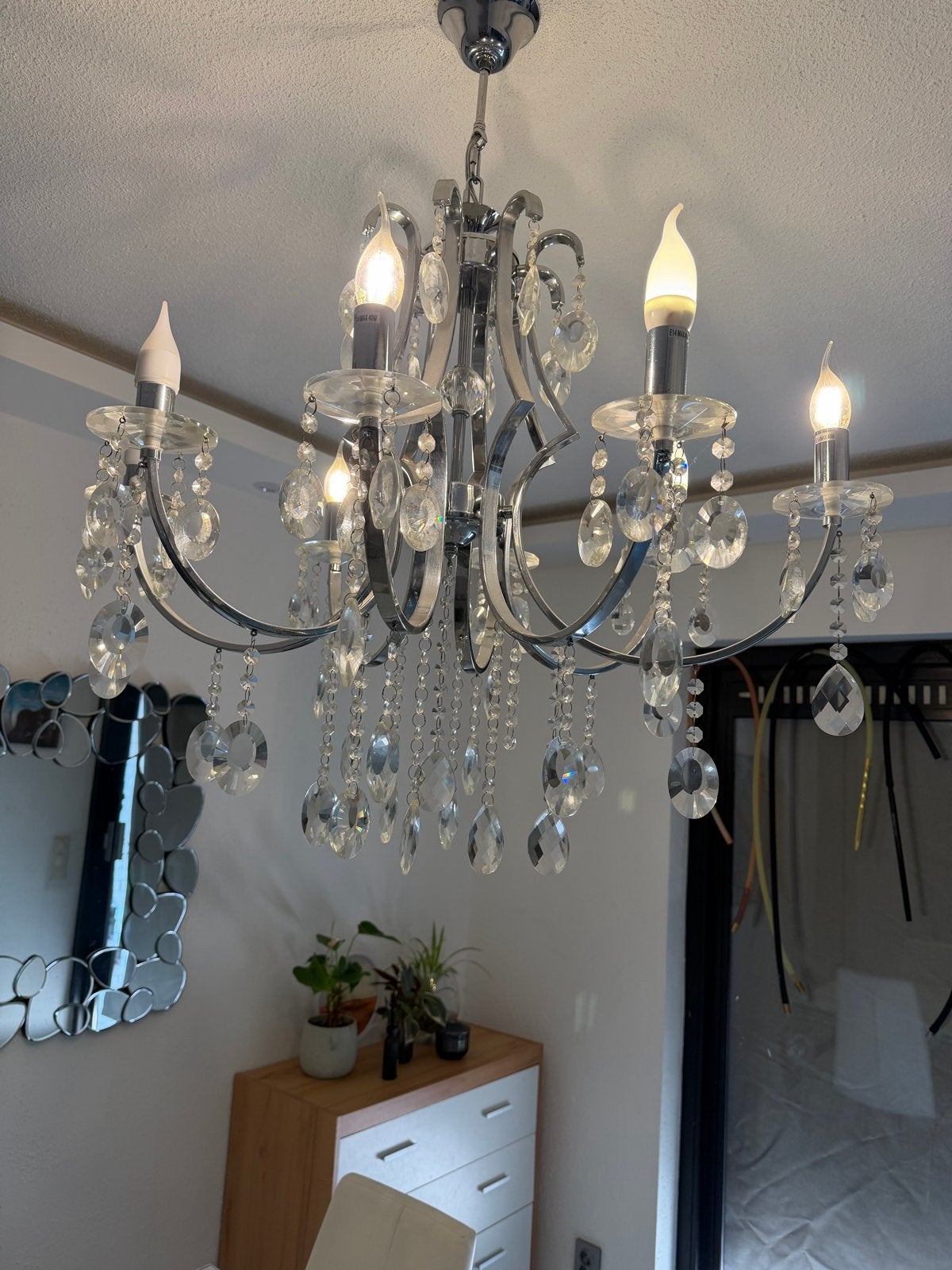 Moderne Kroonluchter met Kristallen -, Huis en Inrichting, Lampen | Kroonluchters, Ophalen, Zo goed als nieuw, Metaal, E14 (klein)