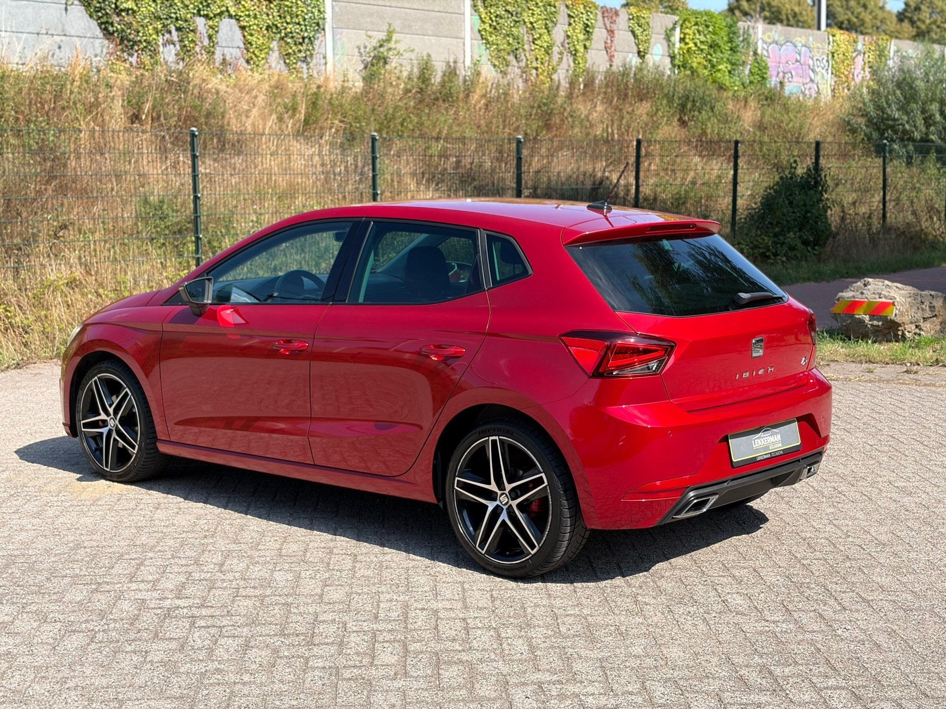 SEAT Ibiza 1.0 TSI FR 116PK I 6 BAK I CARPLAY I ALCANTARA I, Automatische klimaatregeling, Gebruikt, Ibiza, Origineel Nederlands