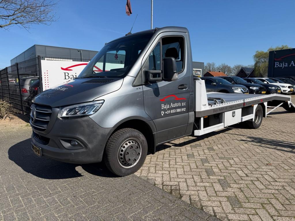 Mercedes-benz Sprinter 519 3.0 CDI V6 Autotransporter, Auto's, Bestelauto's, Automaat, Stof, Zwart, 190 pk