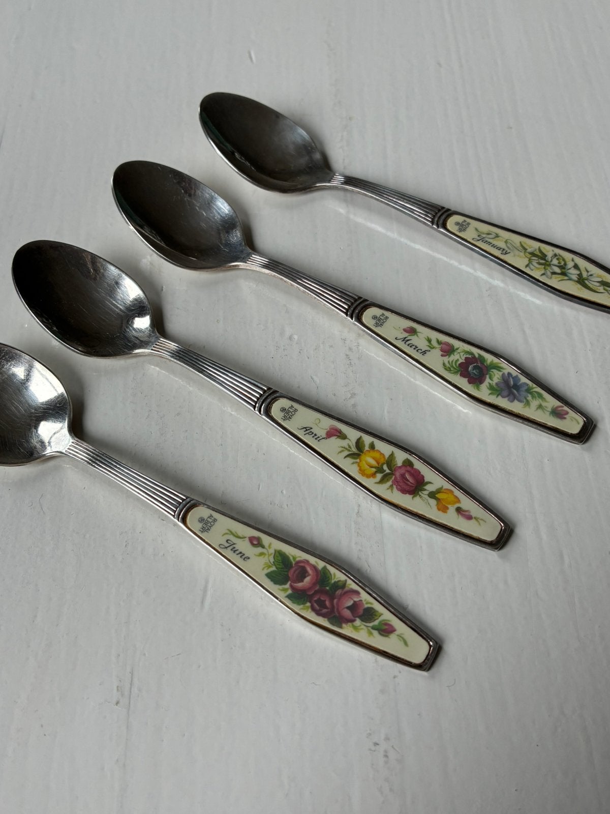 Lepeltjes Royal Albert verzilverd maanden bloemen vintage 4, Ophalen of Verzenden